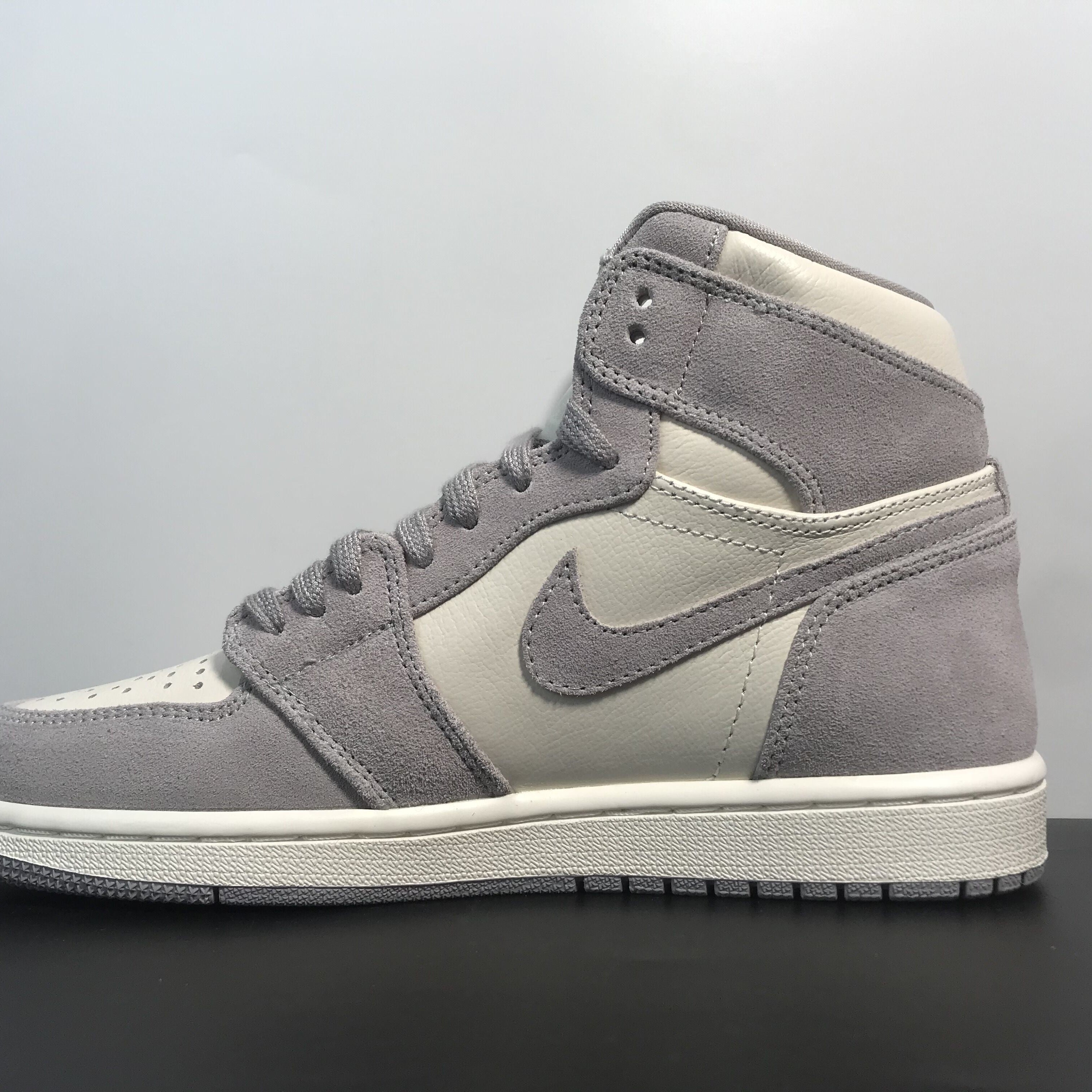 Air Jordan 1 HIGH Premium AJ1