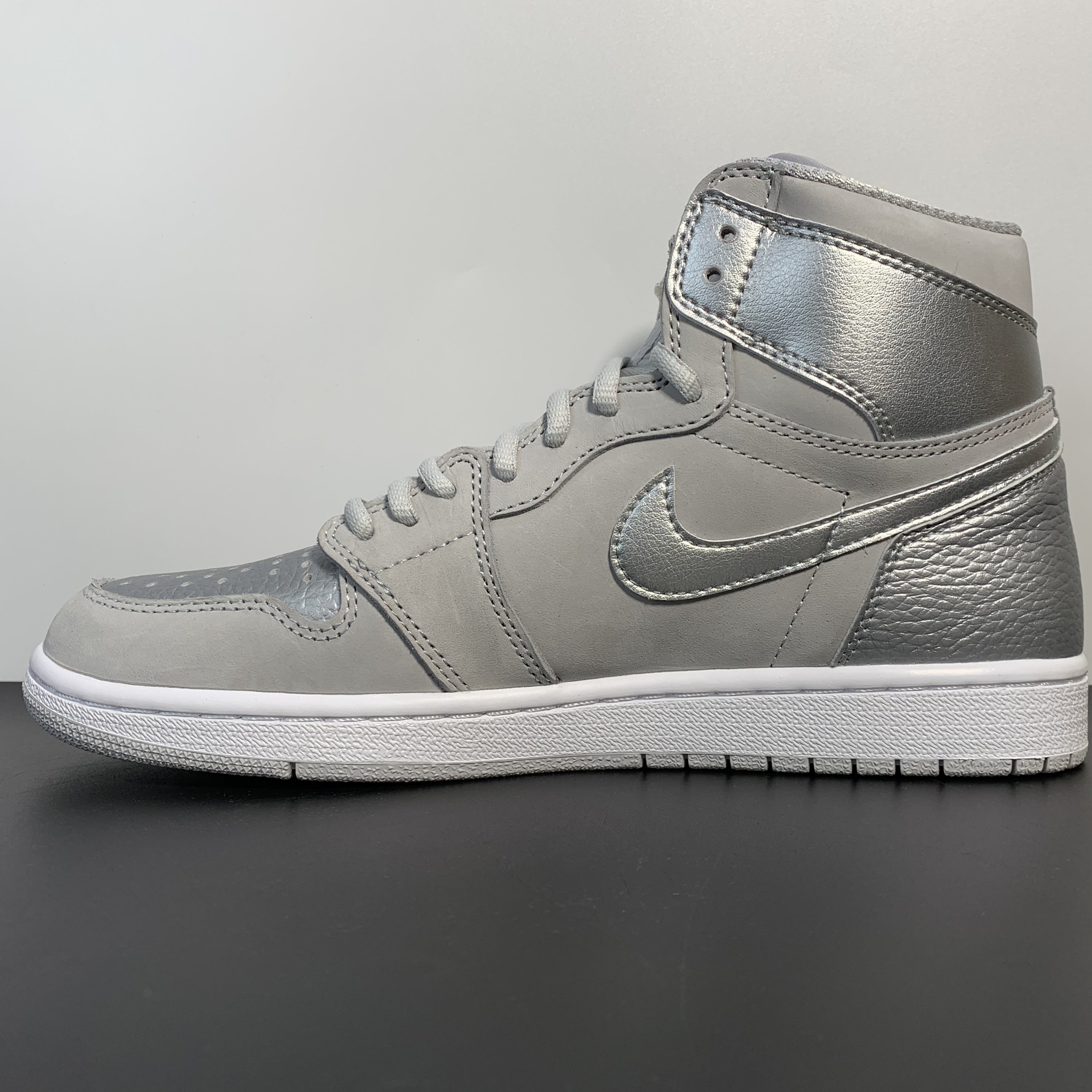Air Jordan 1 High OG “Japan”