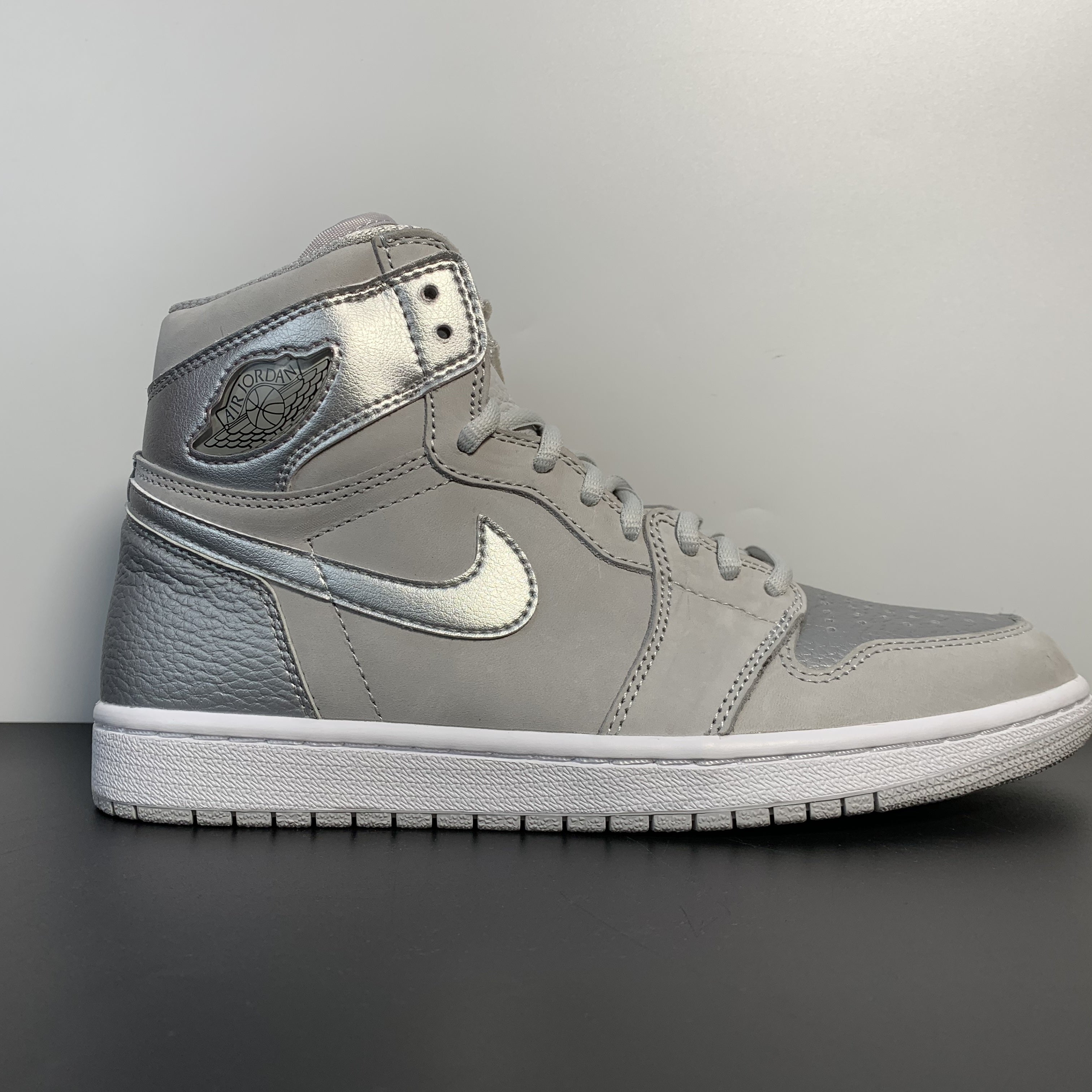 Air Jordan 1 High OG “Japan”