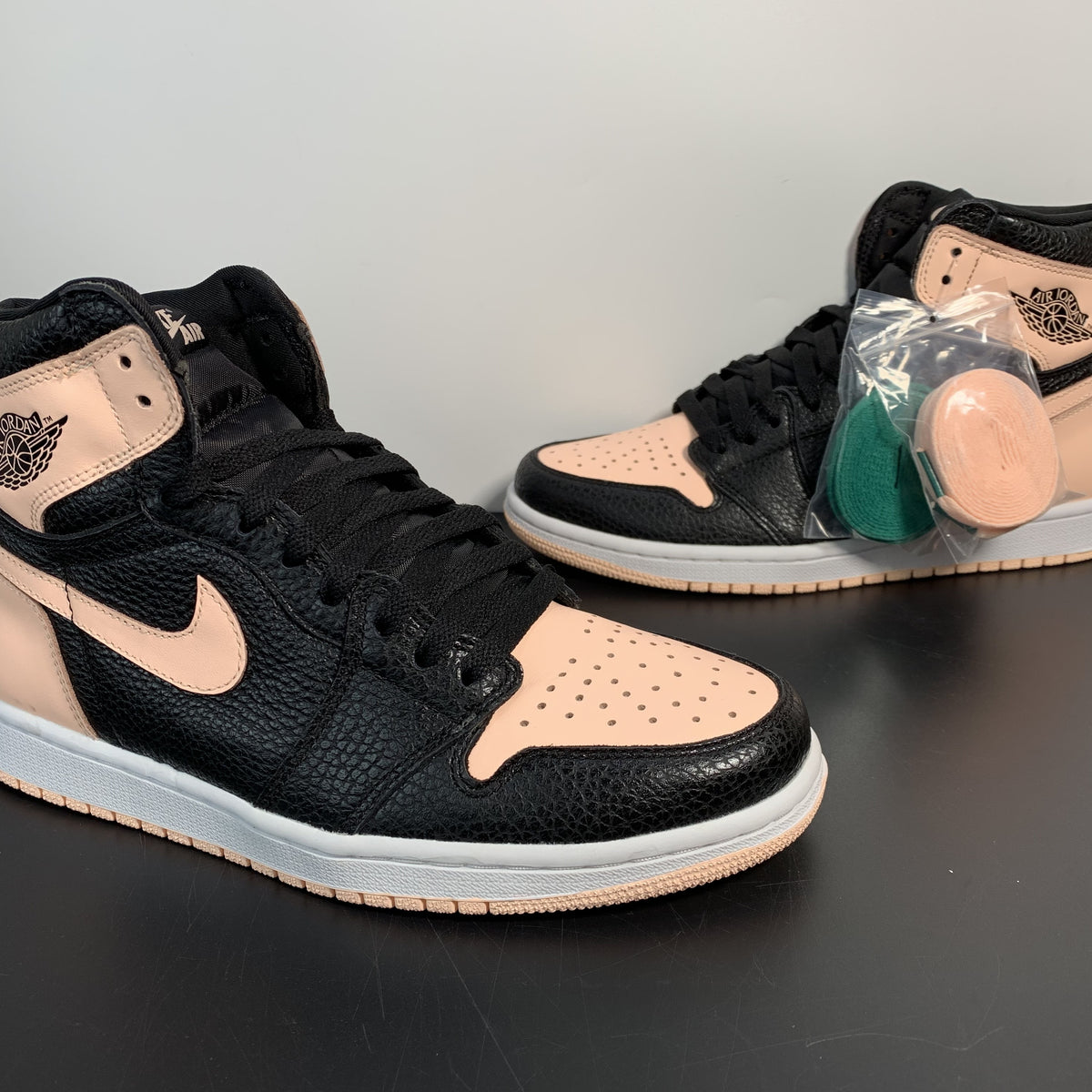 Nike Air Jordan 1 Retro High OG 'Crimson Tint'