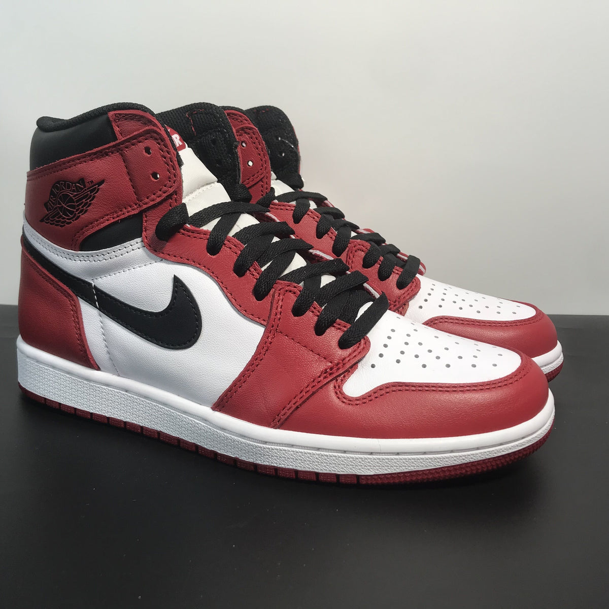 Air Jordan 1 Retro OG High “Chicago”
