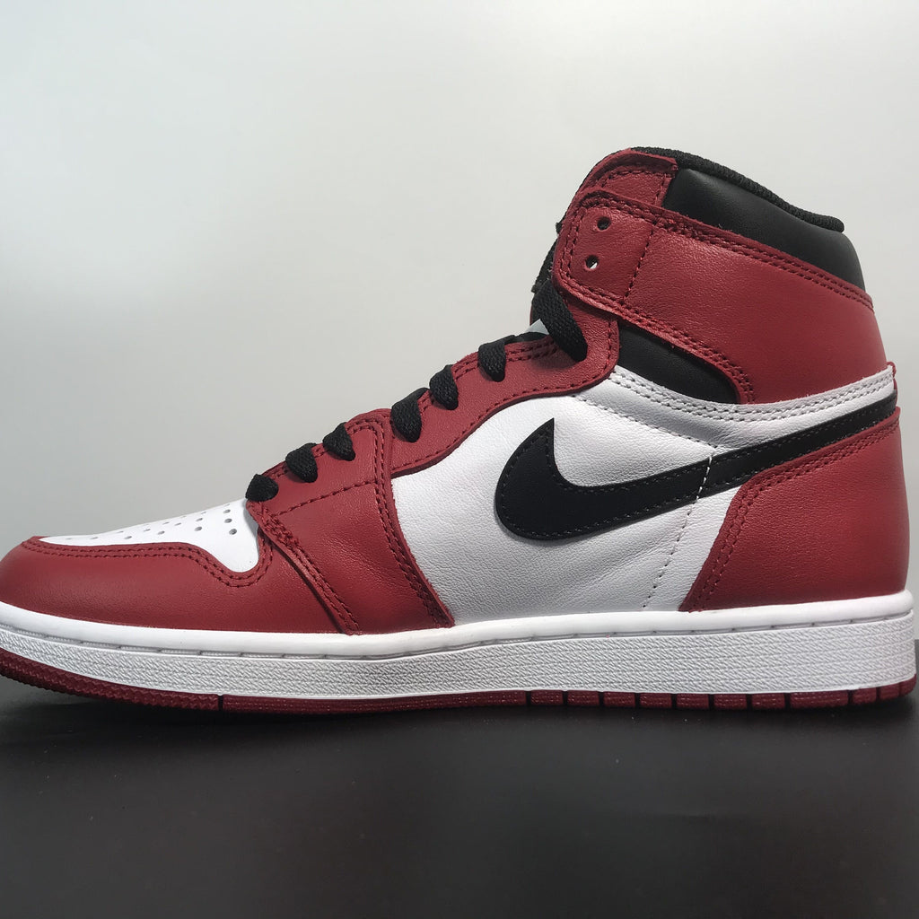 Air Jordan 1 Retro OG High “Chicago”