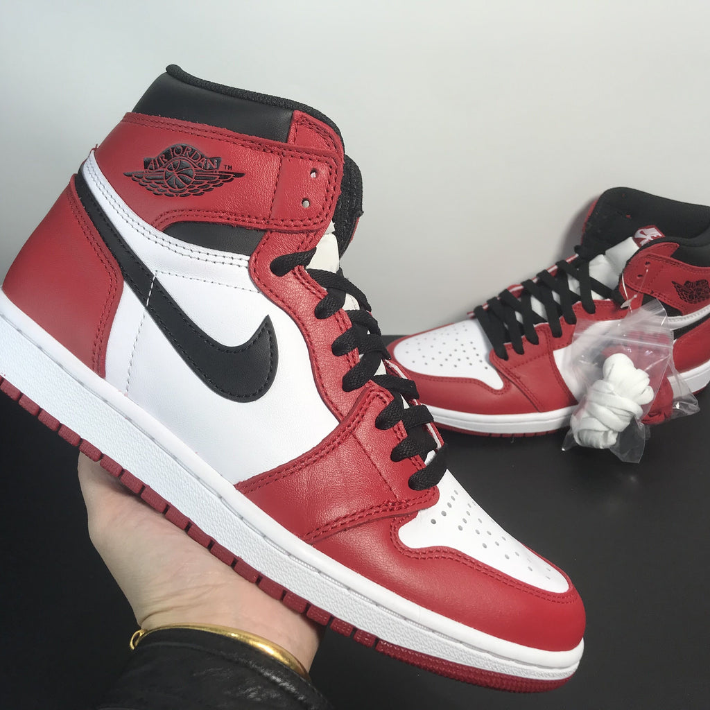 Air Jordan 1 Retro OG High “Chicago”