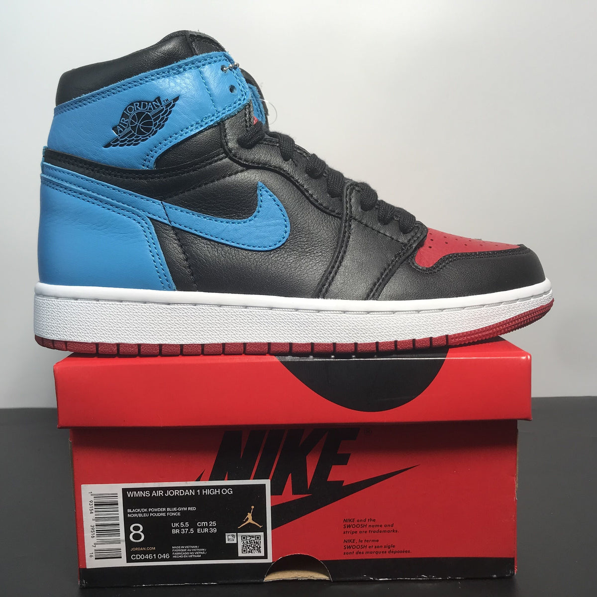 Nike Air Jordan 1 Retro High OG 'NC to Chi'