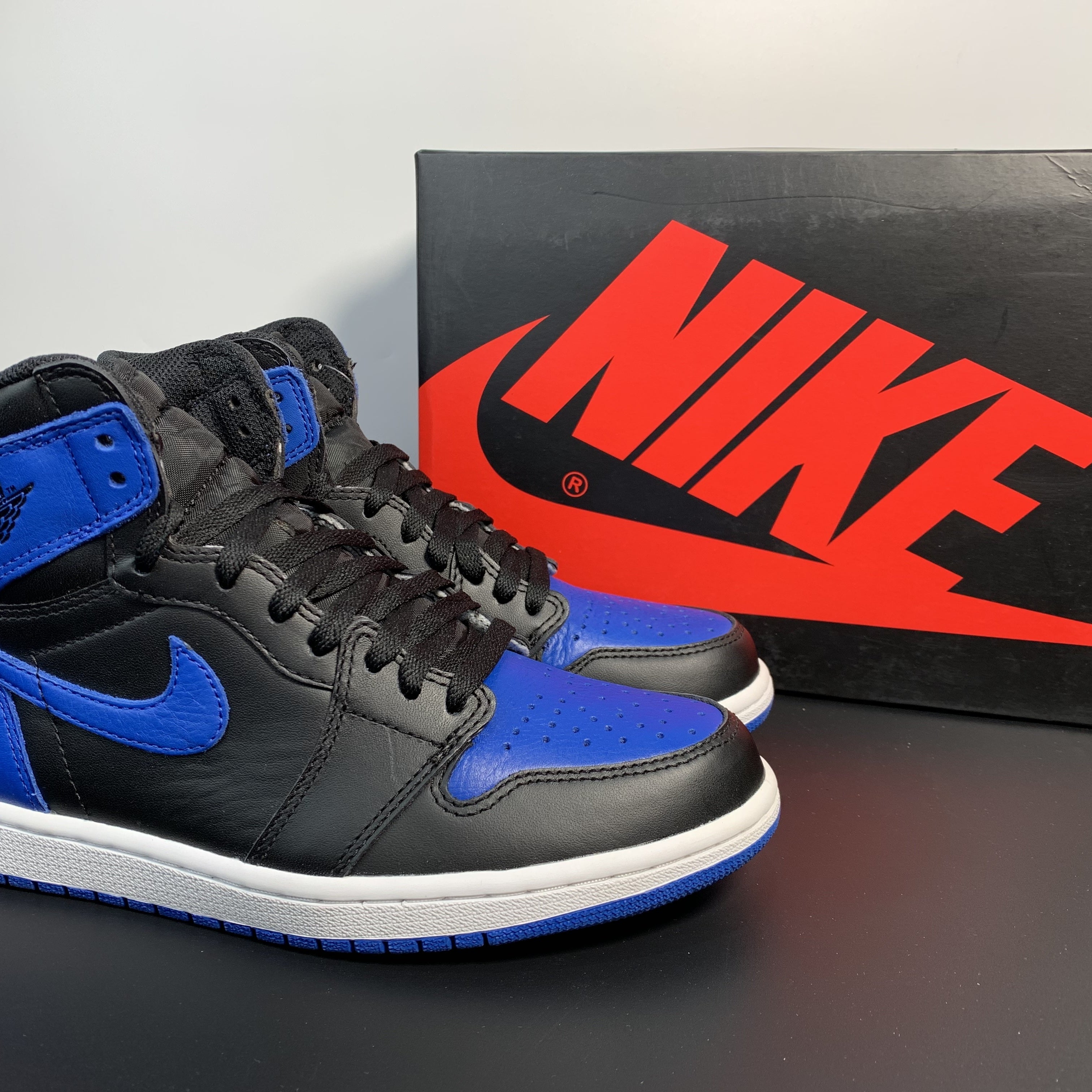 Nike Air Jordan 1 Retro High OG 'Royal'