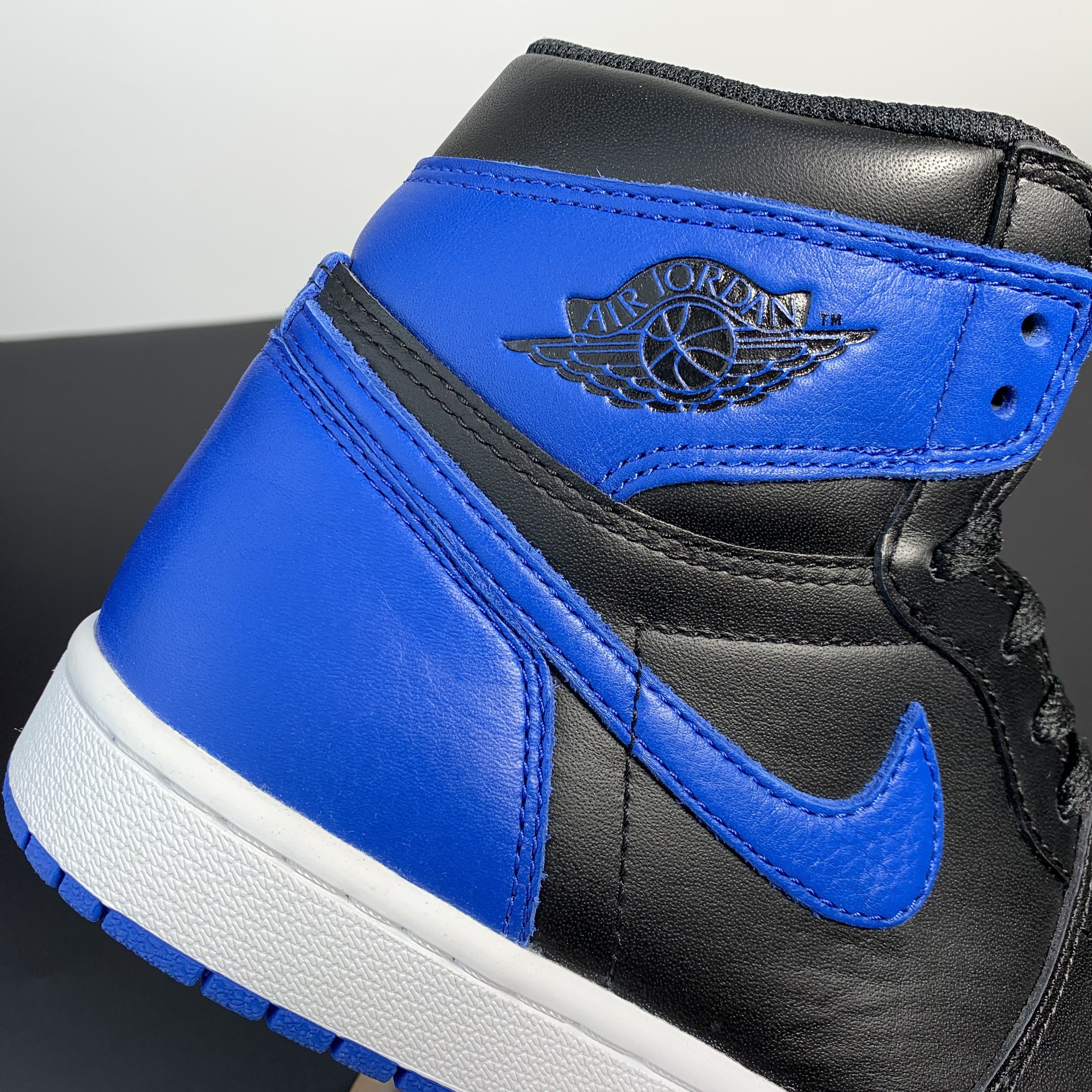 Nike Air Jordan 1 Retro High OG 'Royal'