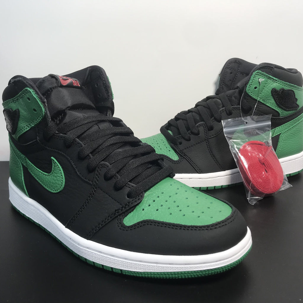 Nike Air Jordan 1 Retro High OG 'Pine Green 2.0'