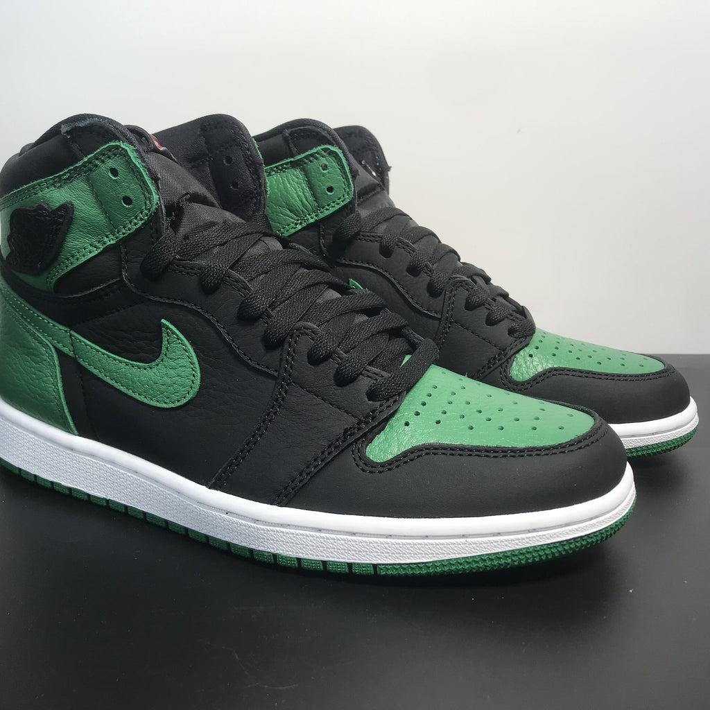 Nike Air Jordan 1 Retro High OG 'Pine Green 2.0'
