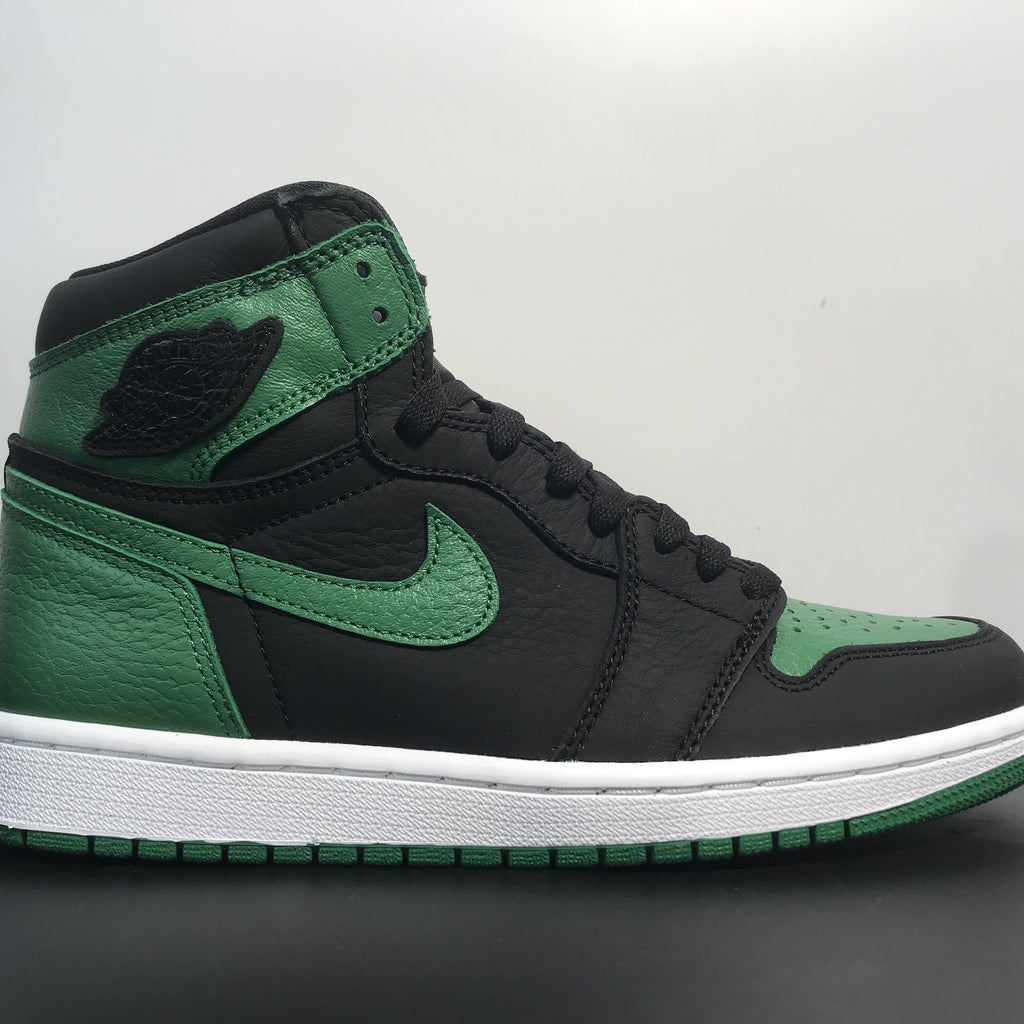 Nike Air Jordan 1 Retro High OG 'Pine Green 2.0'
