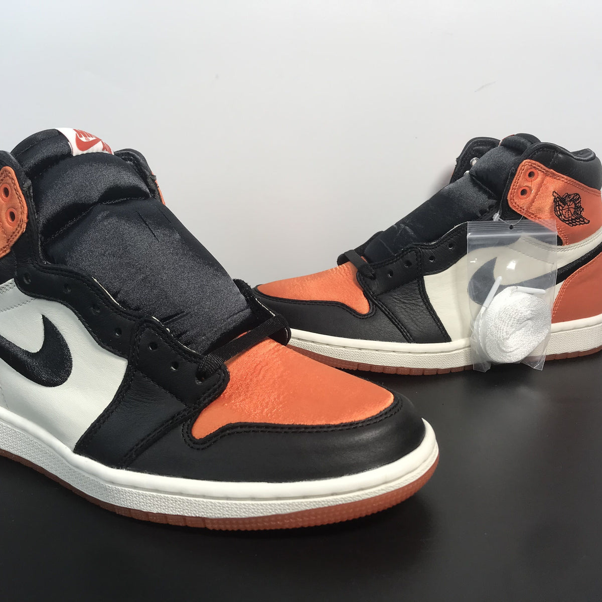 Nike Air Jordan 1 AJ1 Satin Backboard 