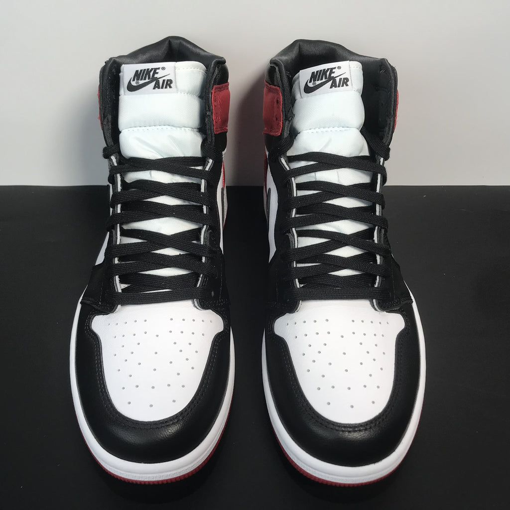 Air Jordan AJ1 Satin WMNS“Black Toe”