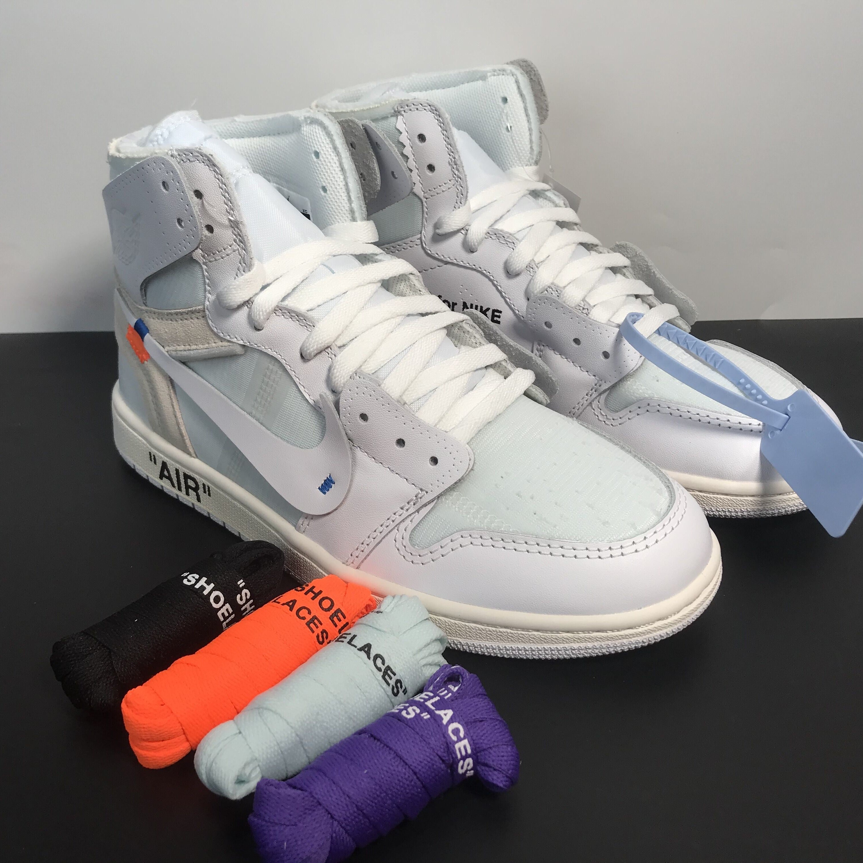 Nike Air Jordan 1 Retro High x Off-White White
