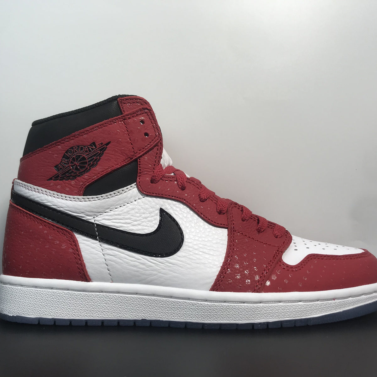 Nike Air Jordan 1 Retro High OG 'Spider-Man Origin Story'