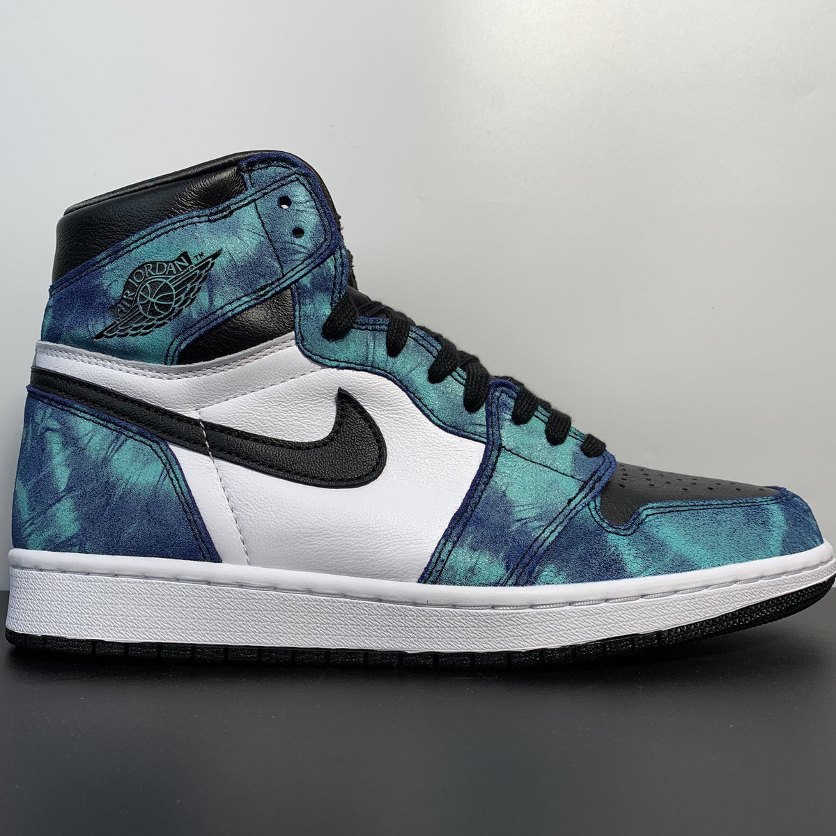 Air Jordan 1 High OG “Tie-Dye”