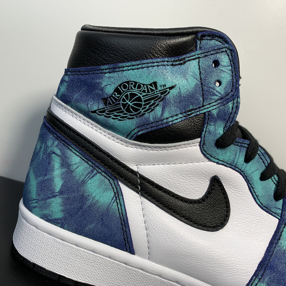 Air Jordan 1 High OG “Tie-Dye”