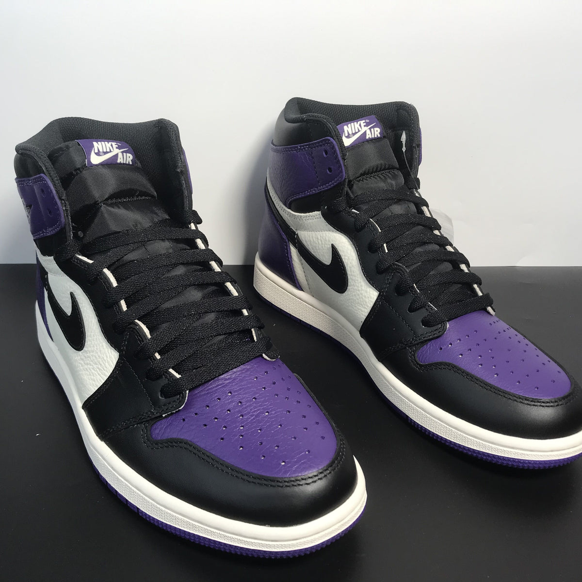 Air Jordan 1“Court Purple"