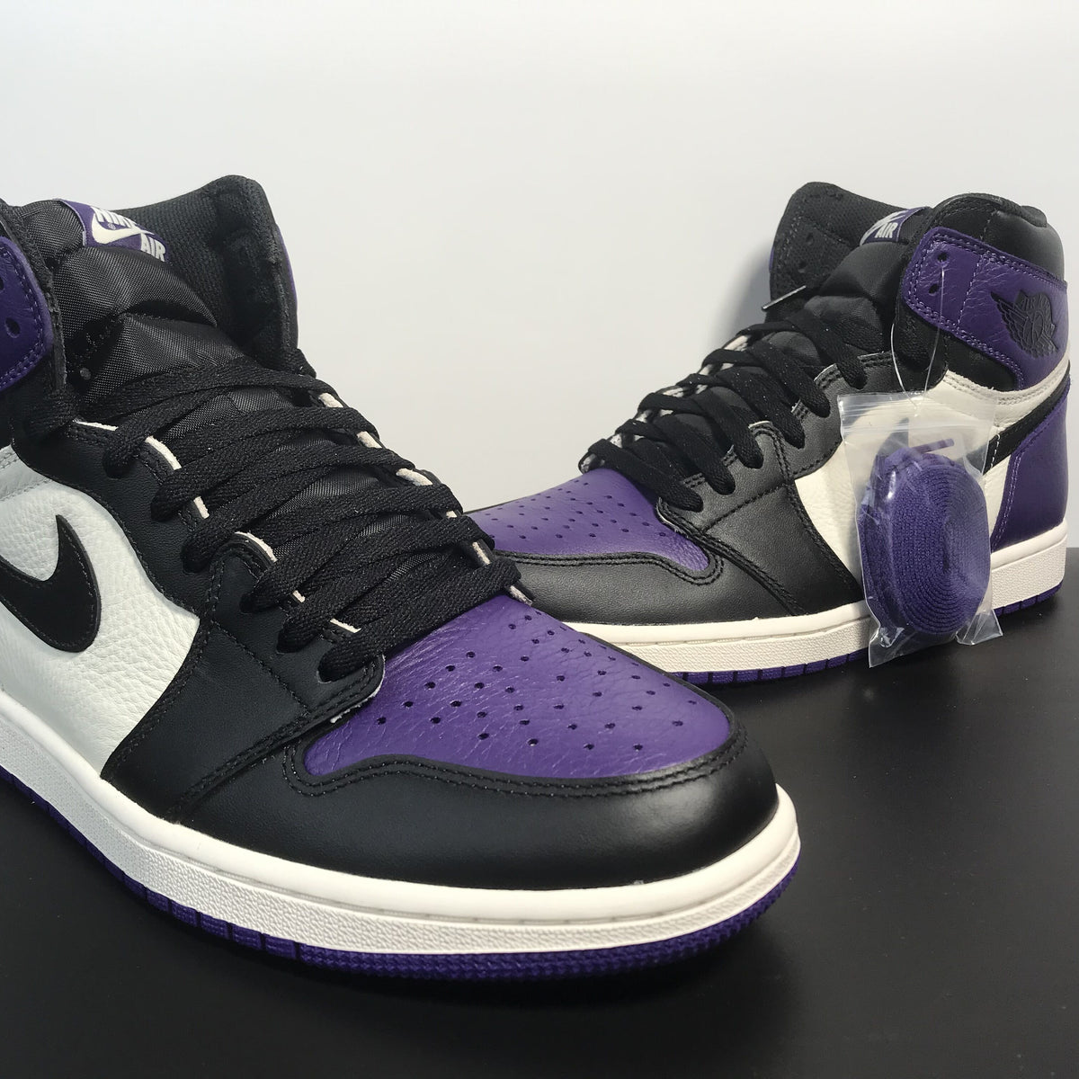 Air Jordan 1“Court Purple"