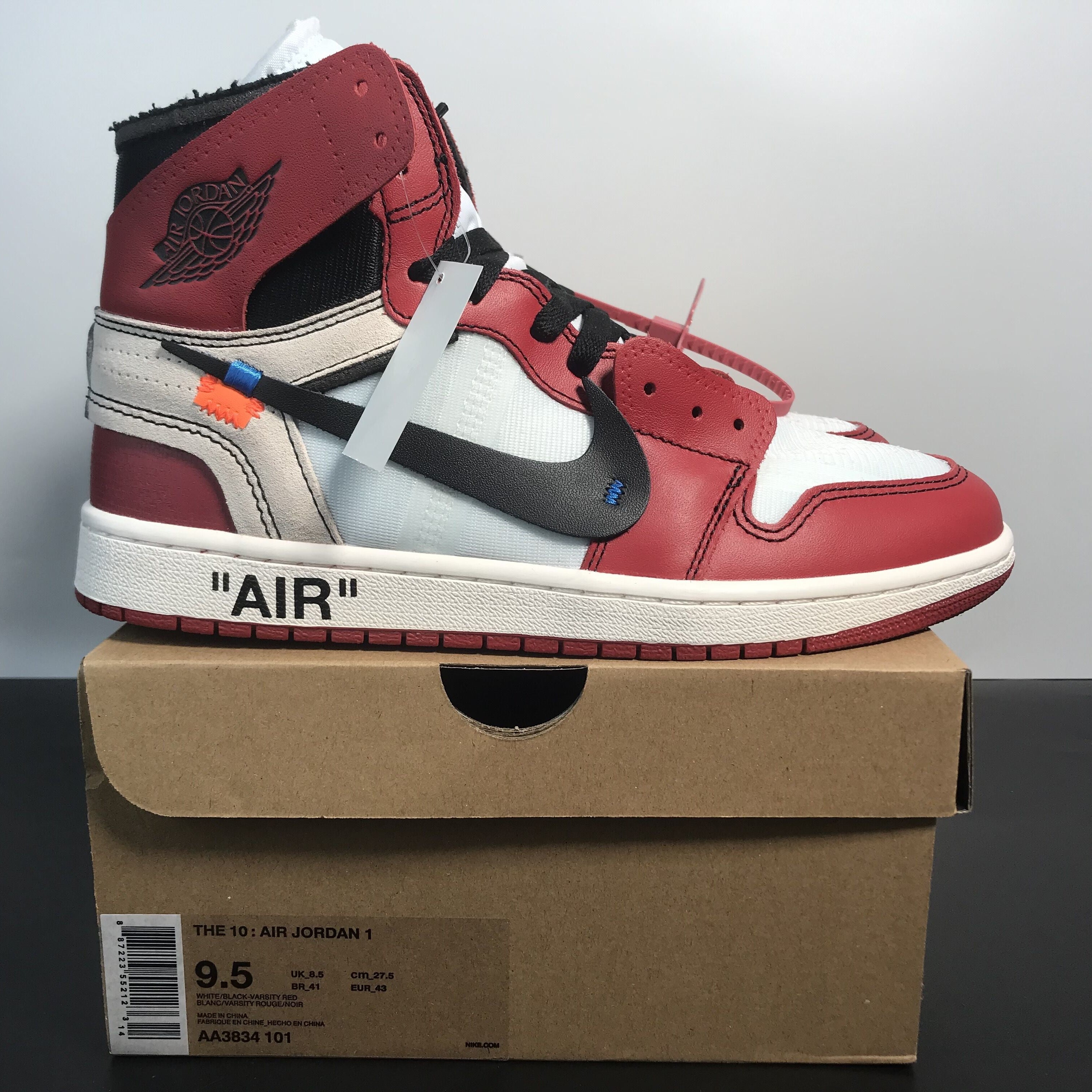 Off-White x Air Jordan 1 Retro High OG 'Chicago' 