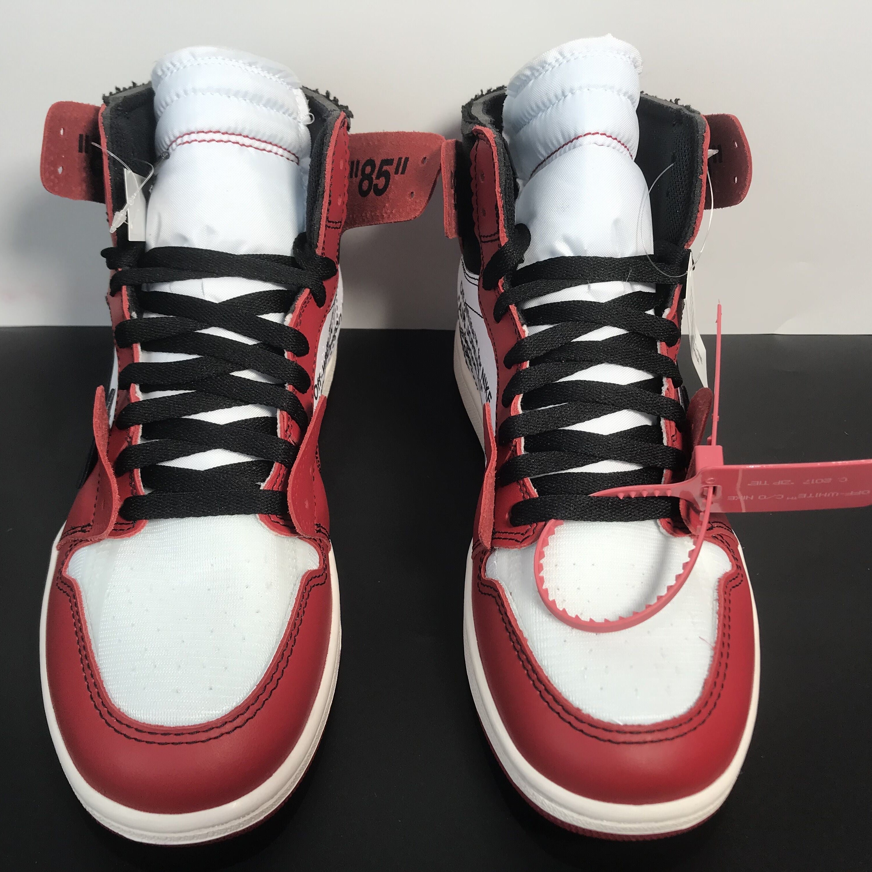 Off-White x Air Jordan 1 Retro High OG 'Chicago' 