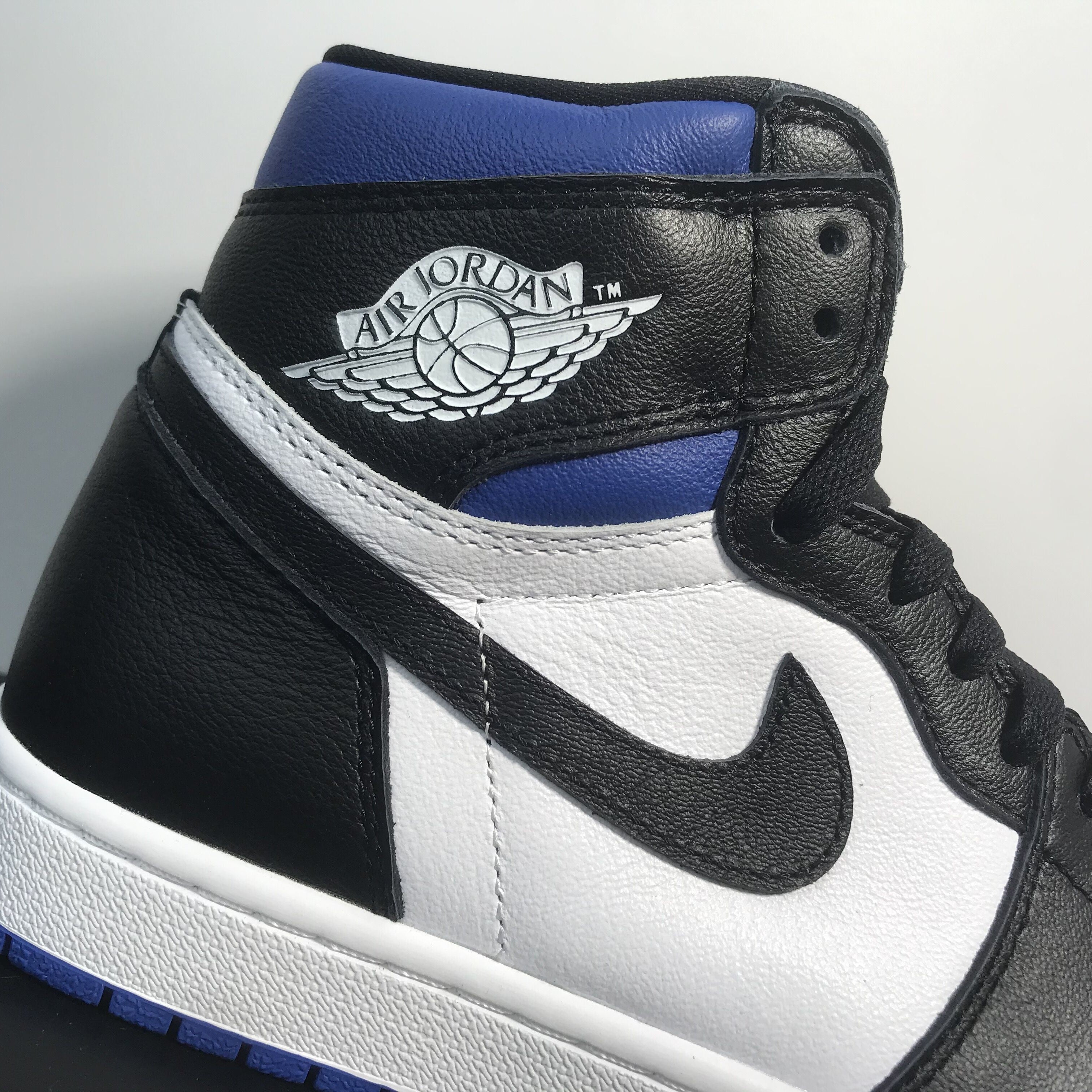 Air Jordan 1 “Gae Royal”