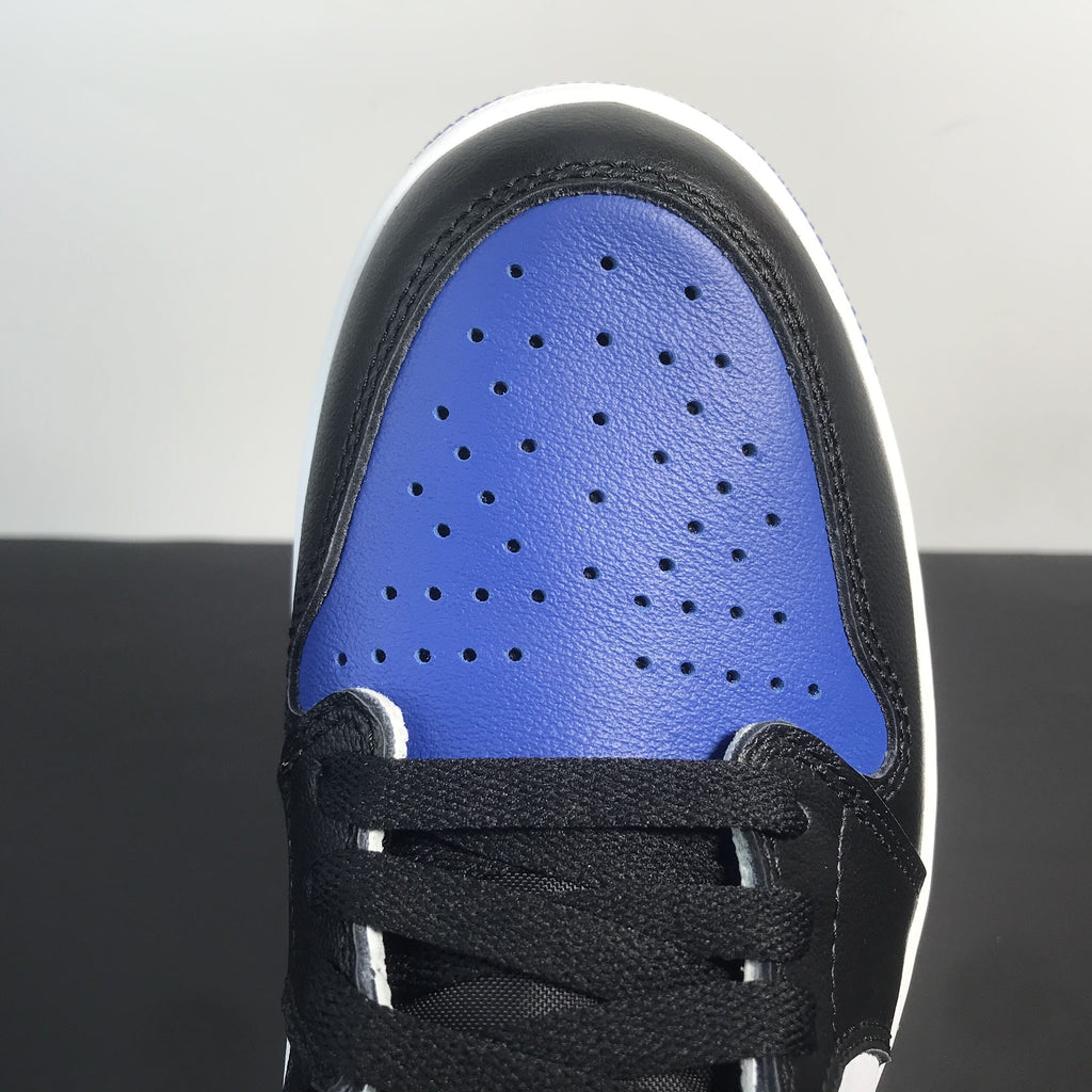 Air Jordan 1 “Gae Royal”