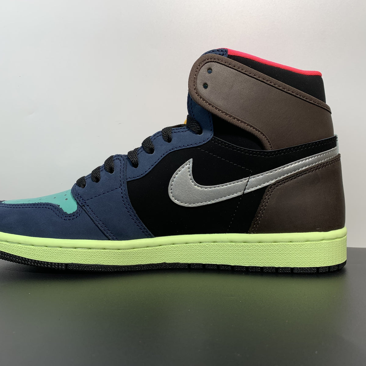 On-Foot Look at the Air Jordan 1 Retro Hi OG “Bio Hack”