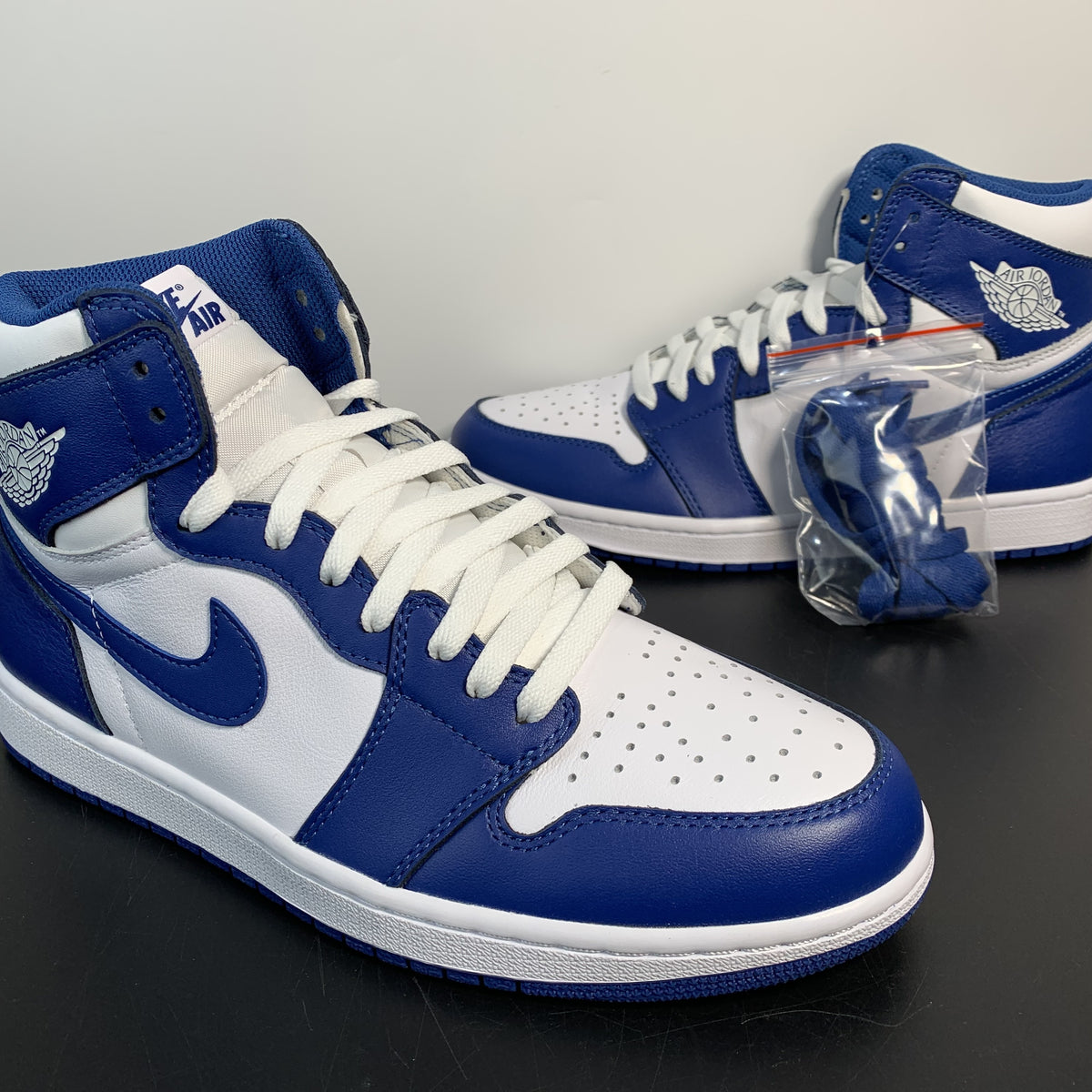 Air Jordan 1 OG “Storm Blue”
