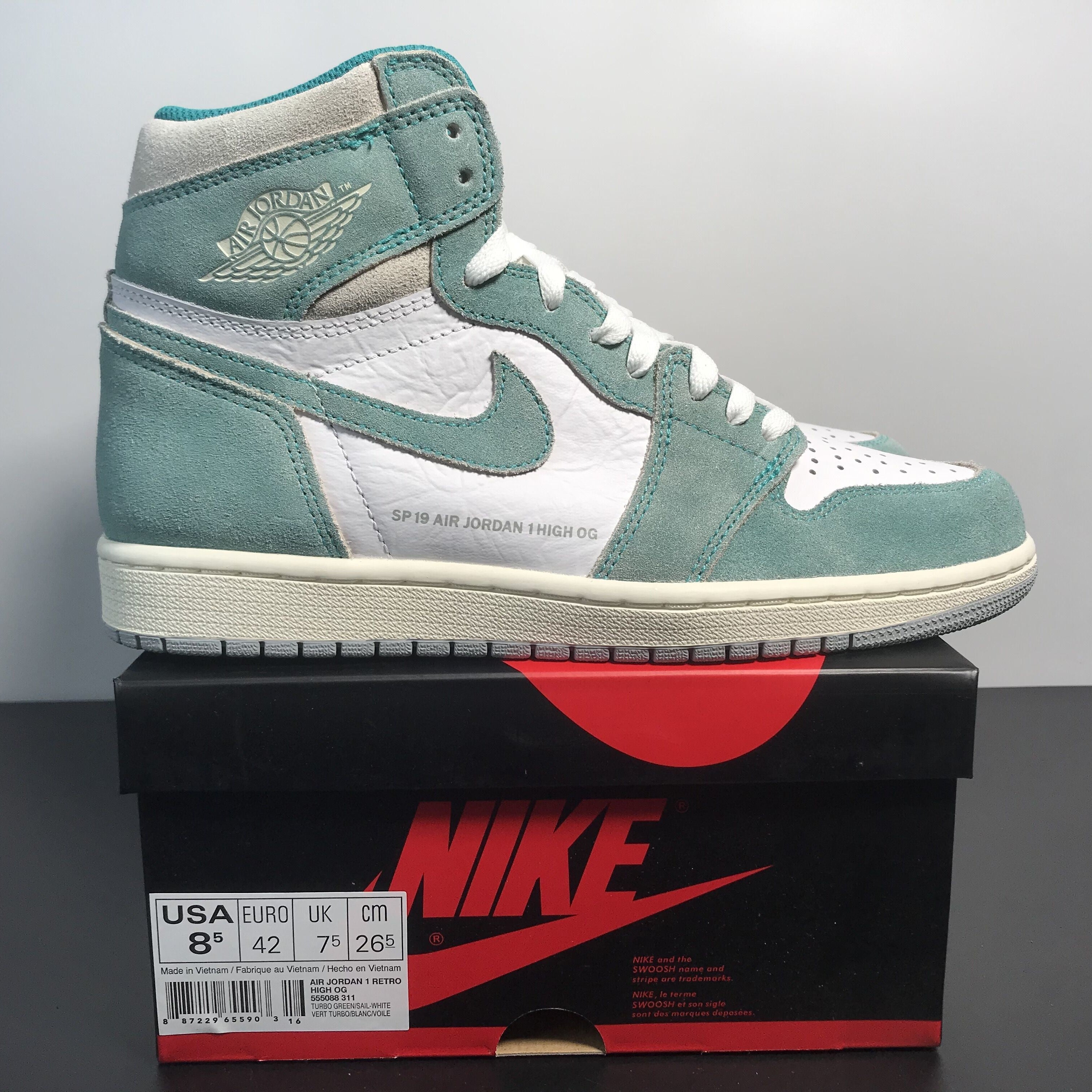 Air Jordan 1 “Turbo Green”