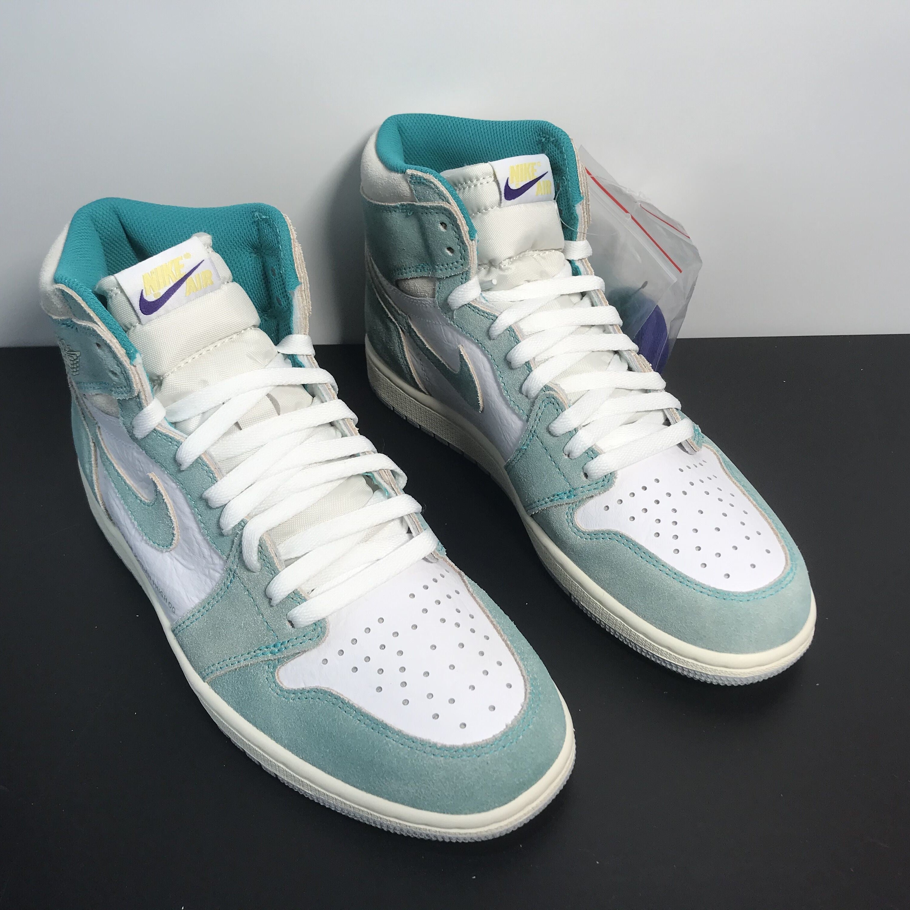 Air Jordan 1 “Turbo Green”