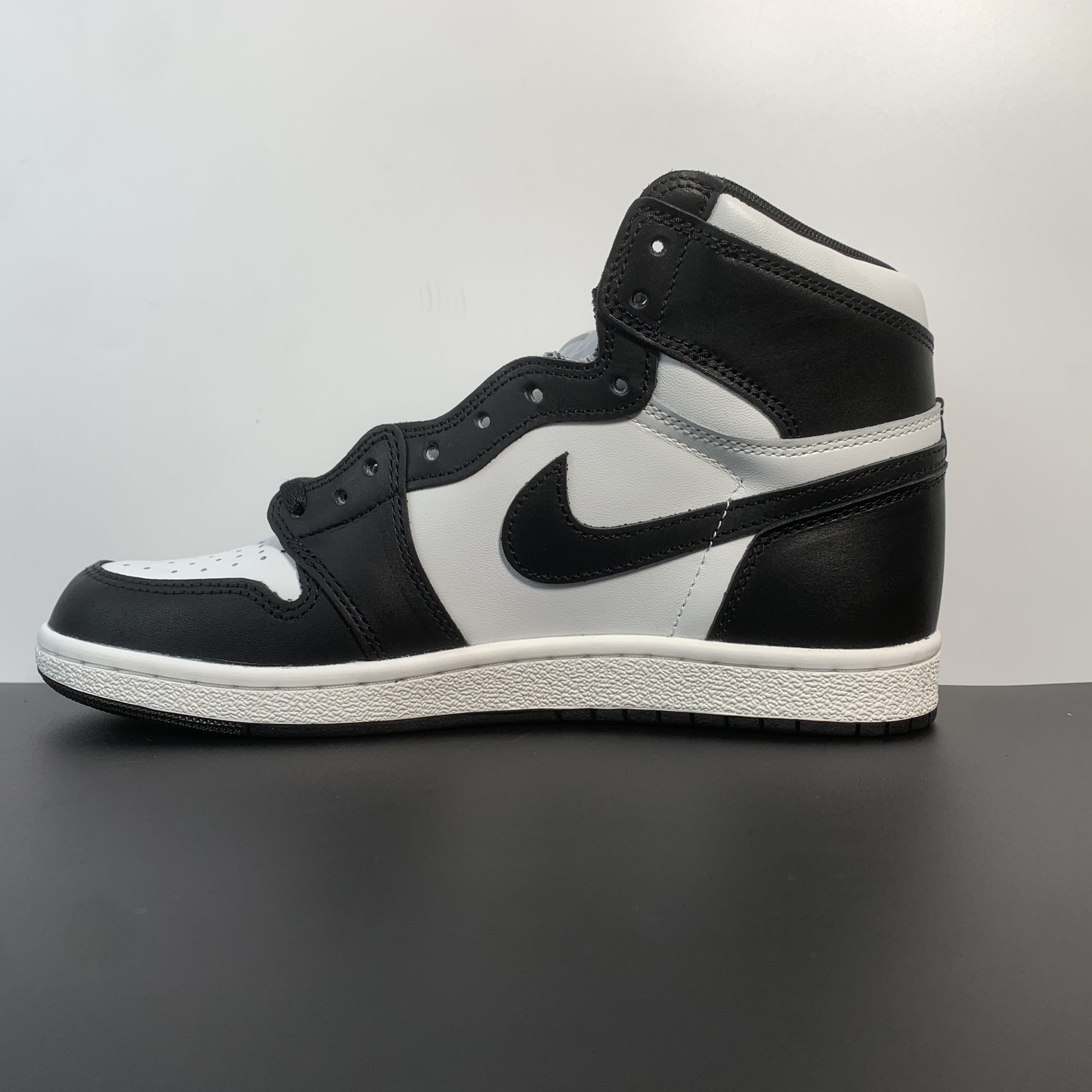 Air Jordan 1 Hi 85 “Black White”