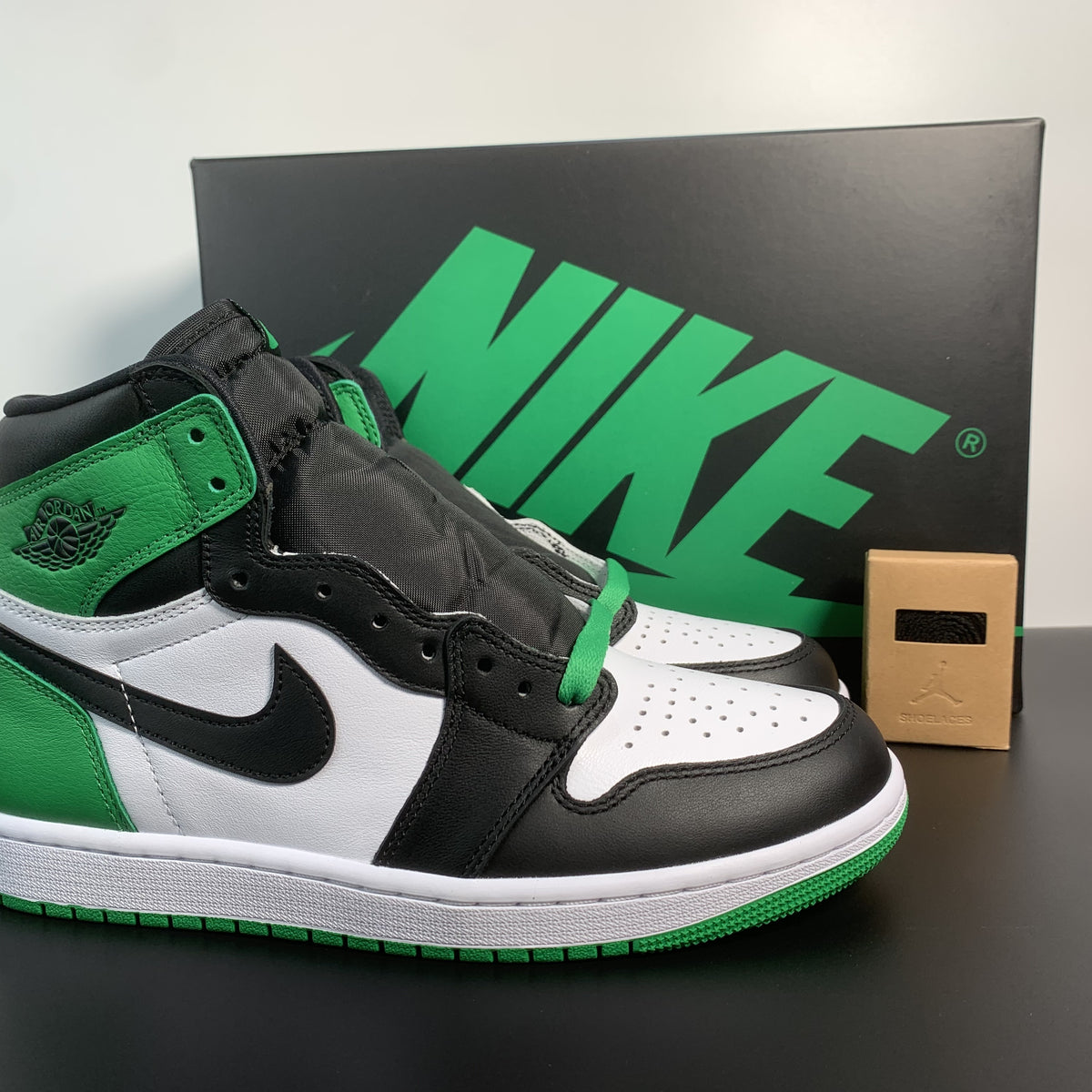 Air Jordan 1 High OG “Celtics”