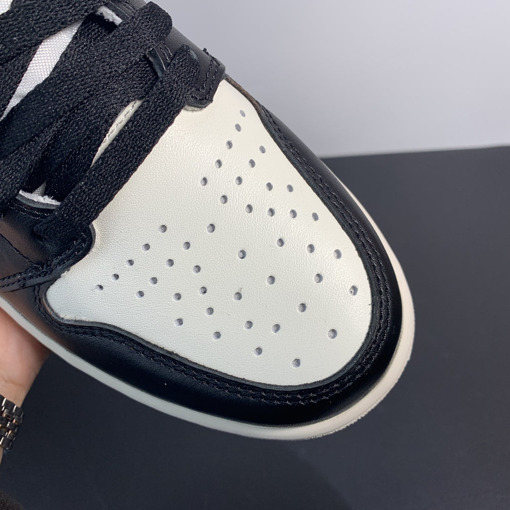 Air Jordan 1 High OG “Dark Mocha”