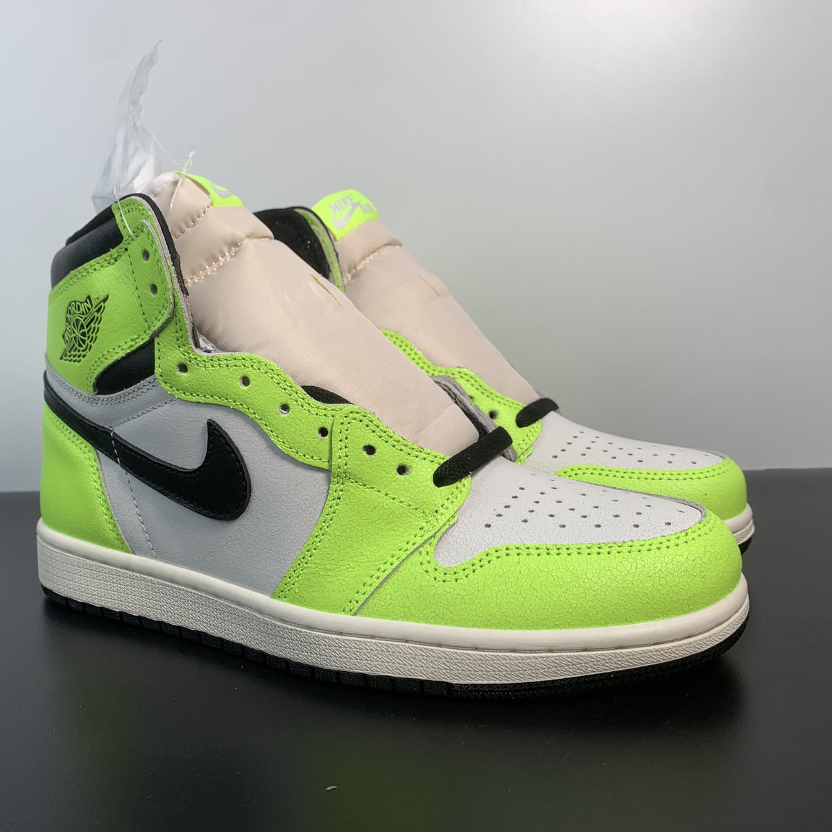 Air Jordan 1 High OG “Volt”
