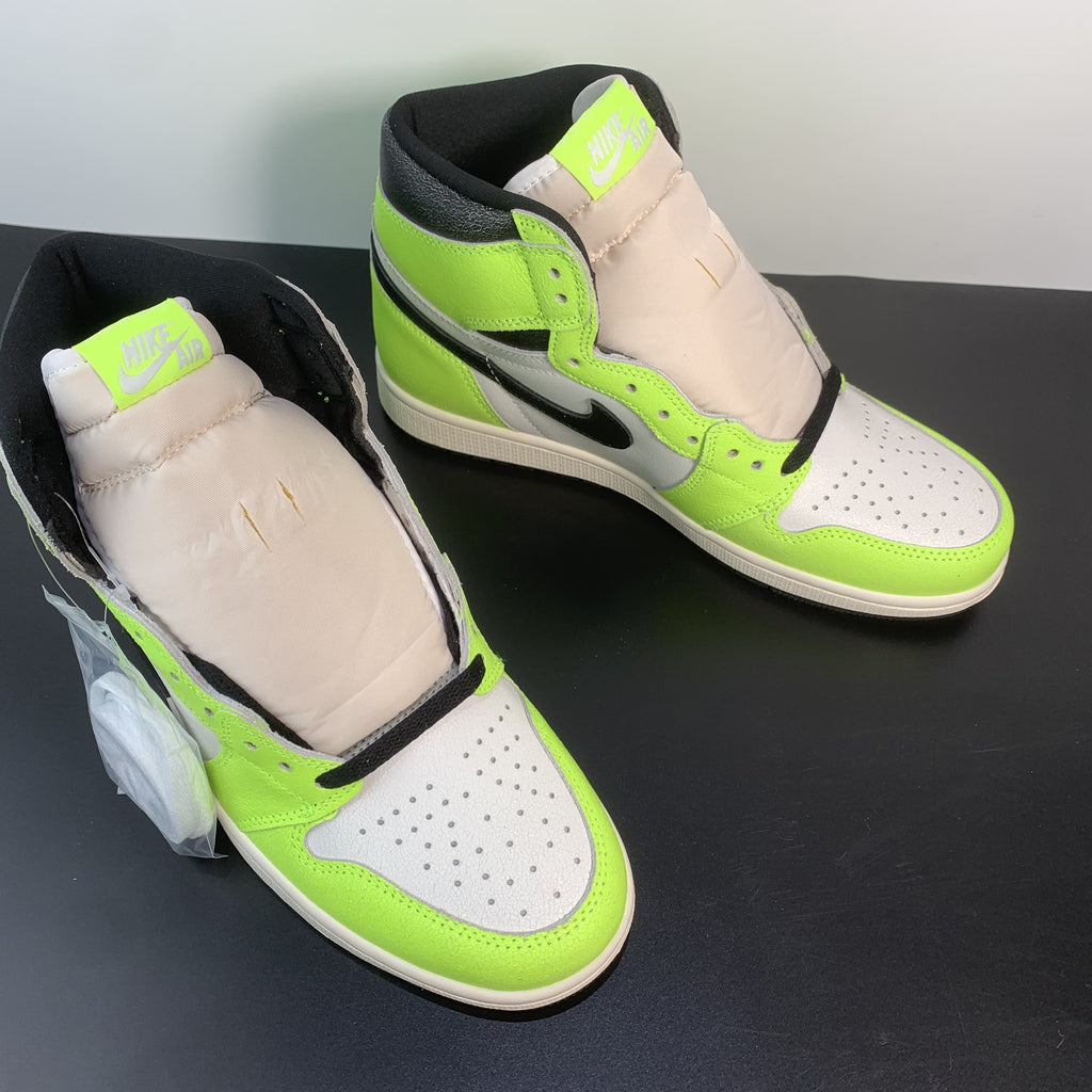 Air Jordan 1 High OG “Volt”