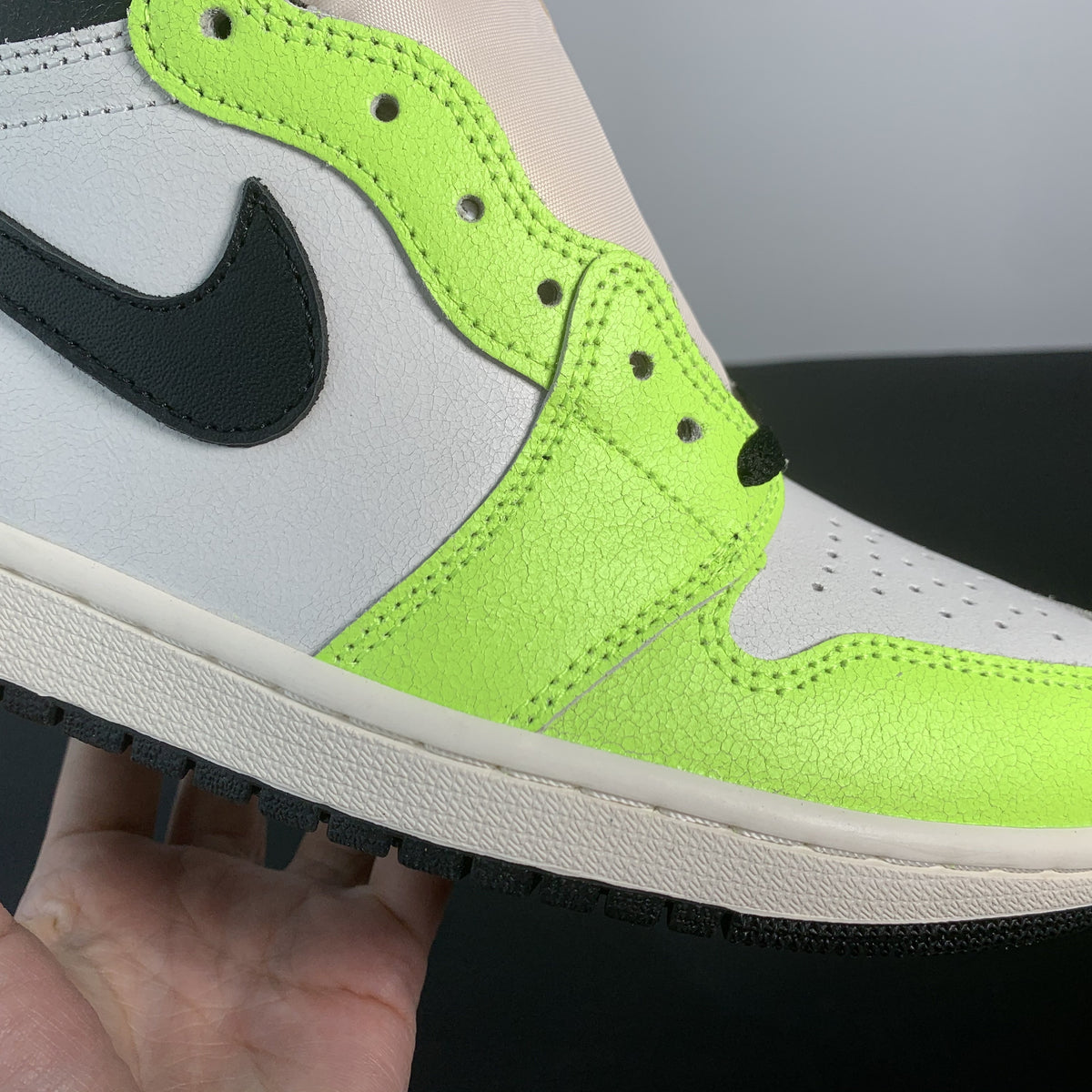 Air Jordan 1 High OG “Volt”