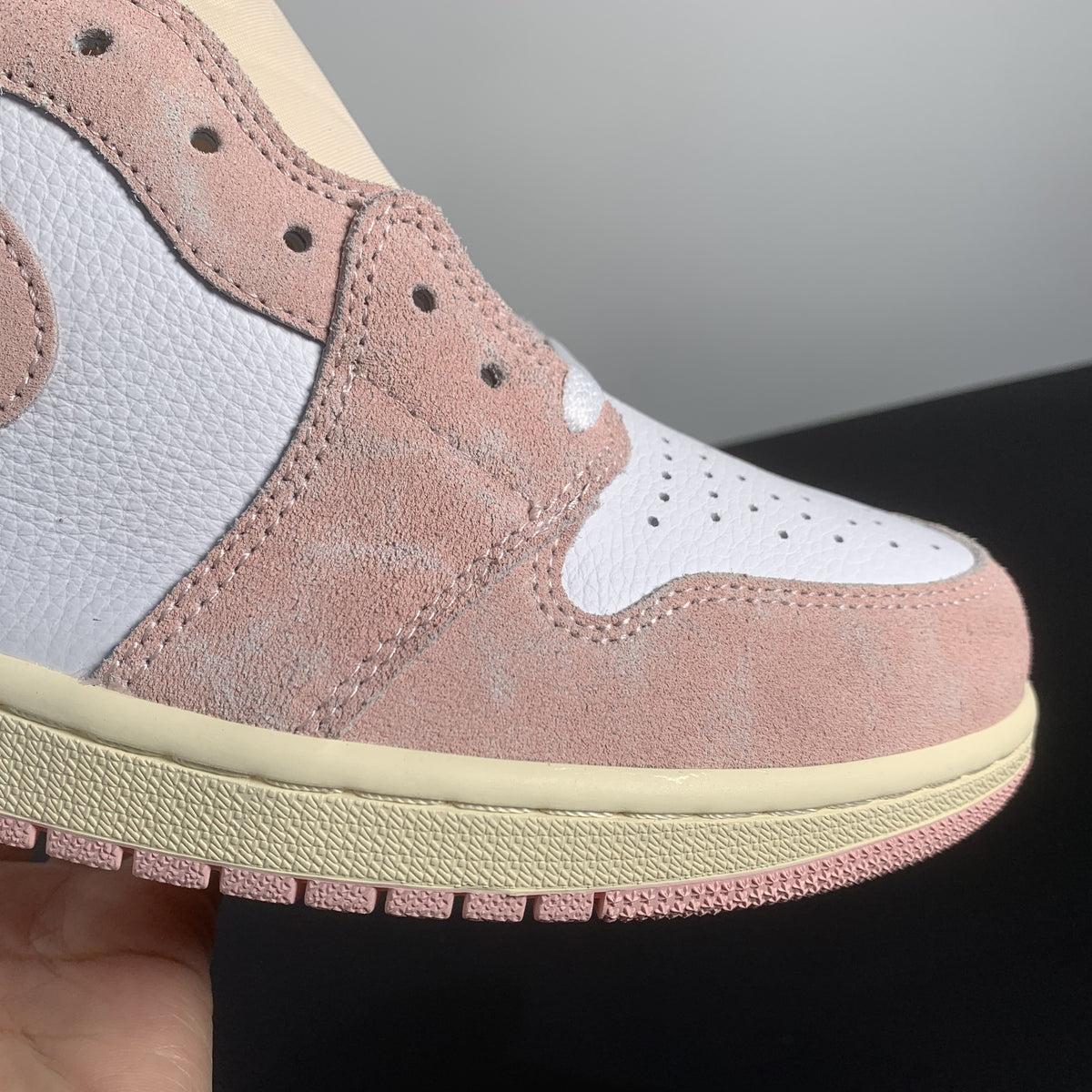 Air Jordan 1 High OG “Washed Pink”