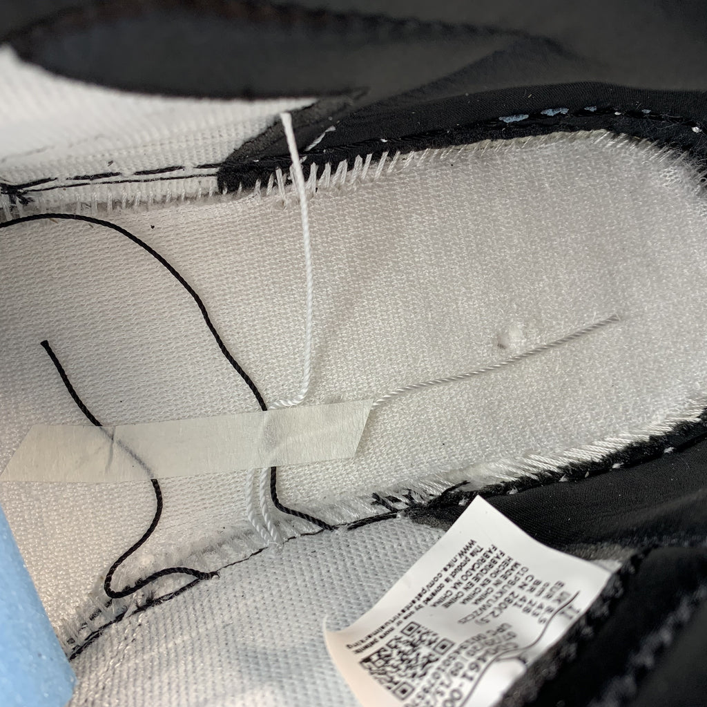 Air Jordan 1 High OG ”Silver Toe“