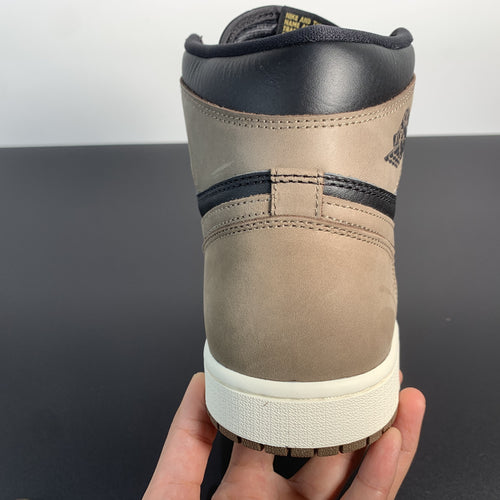 Air Jordan 1 High OG Palomino