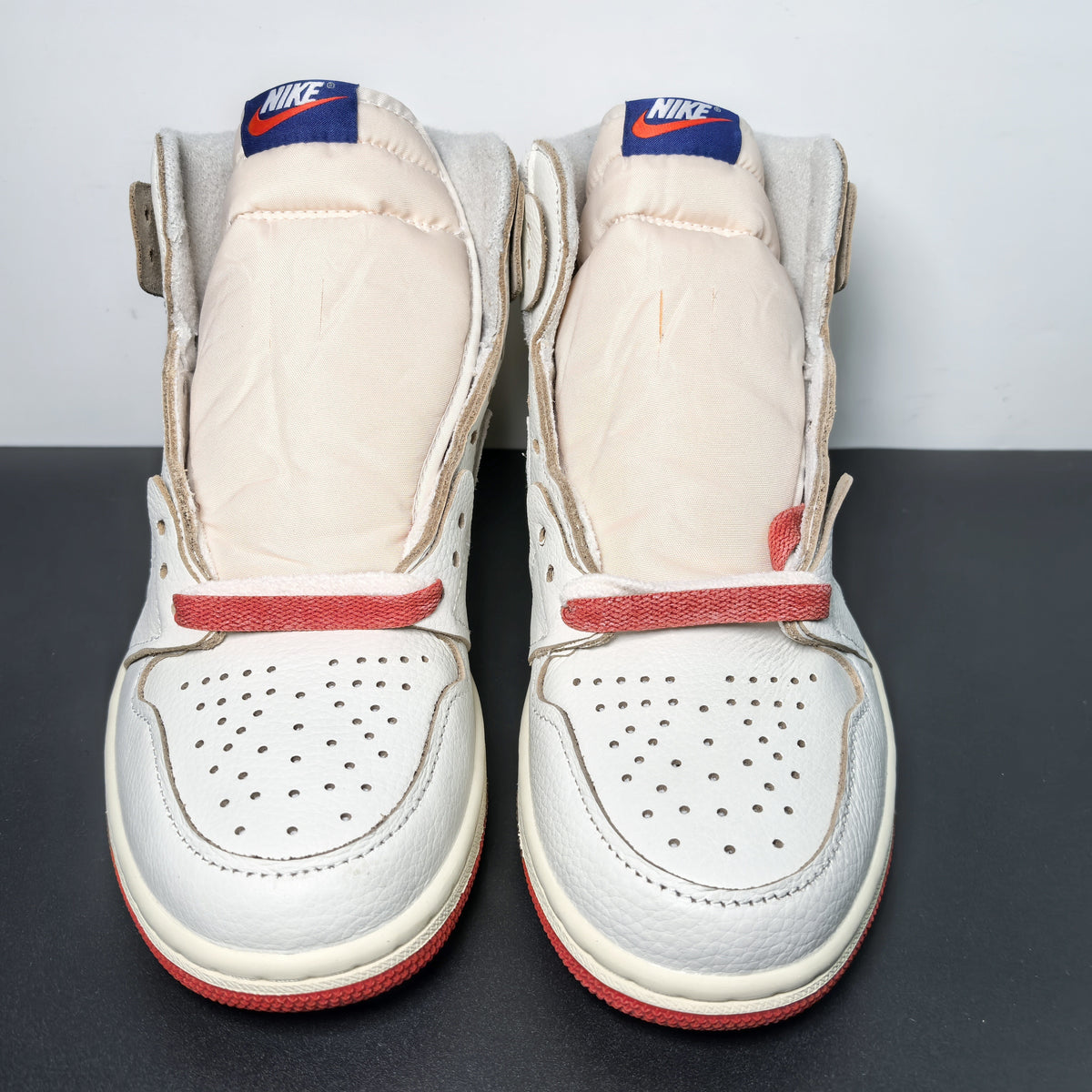 Air Jordan 1 High OG Rare Air “Cinnabar”