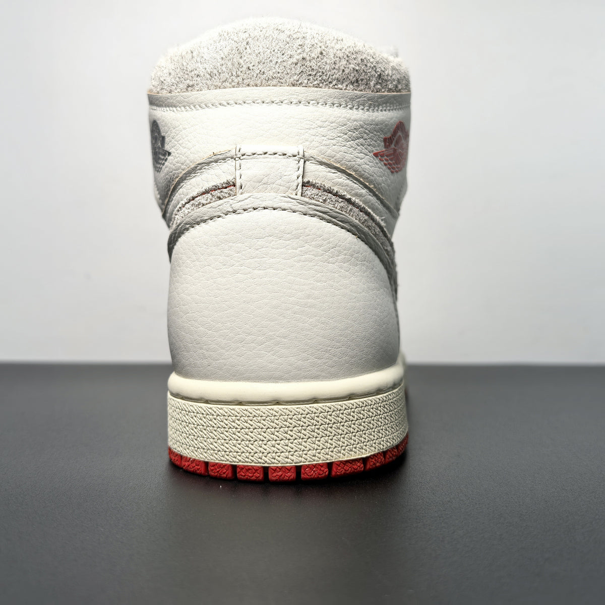 Air Jordan 1 High OG Rare Air “Cinnabar”