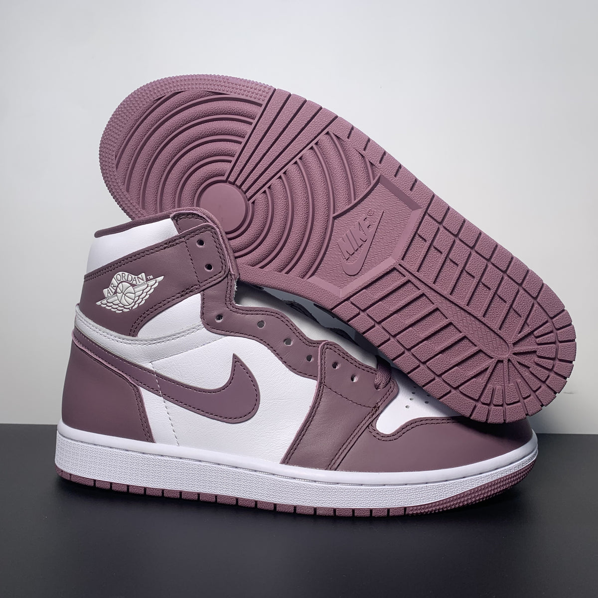 Air Jordan 1 High OG -SKY J Mauve- aj1
