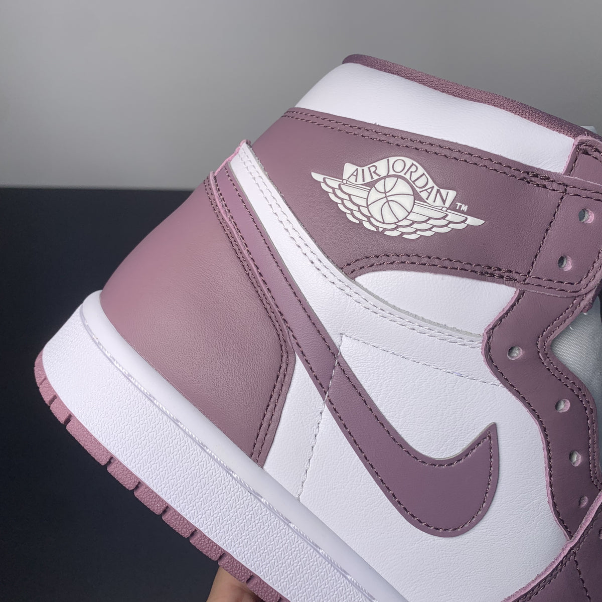 Air Jordan 1 High OG -SKY J Mauve- aj1