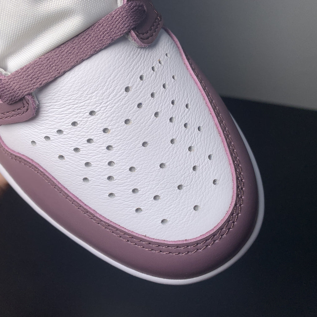 Air Jordan 1 High OG -SKY J Mauve- aj1