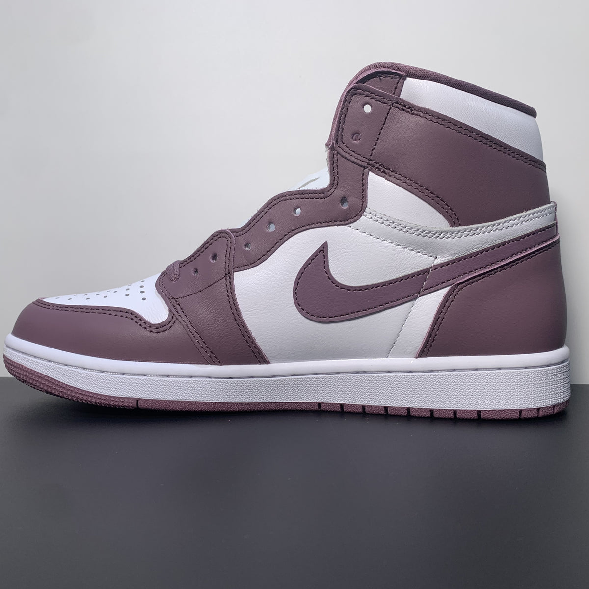 Air Jordan 1 High OG -SKY J Mauve- aj1