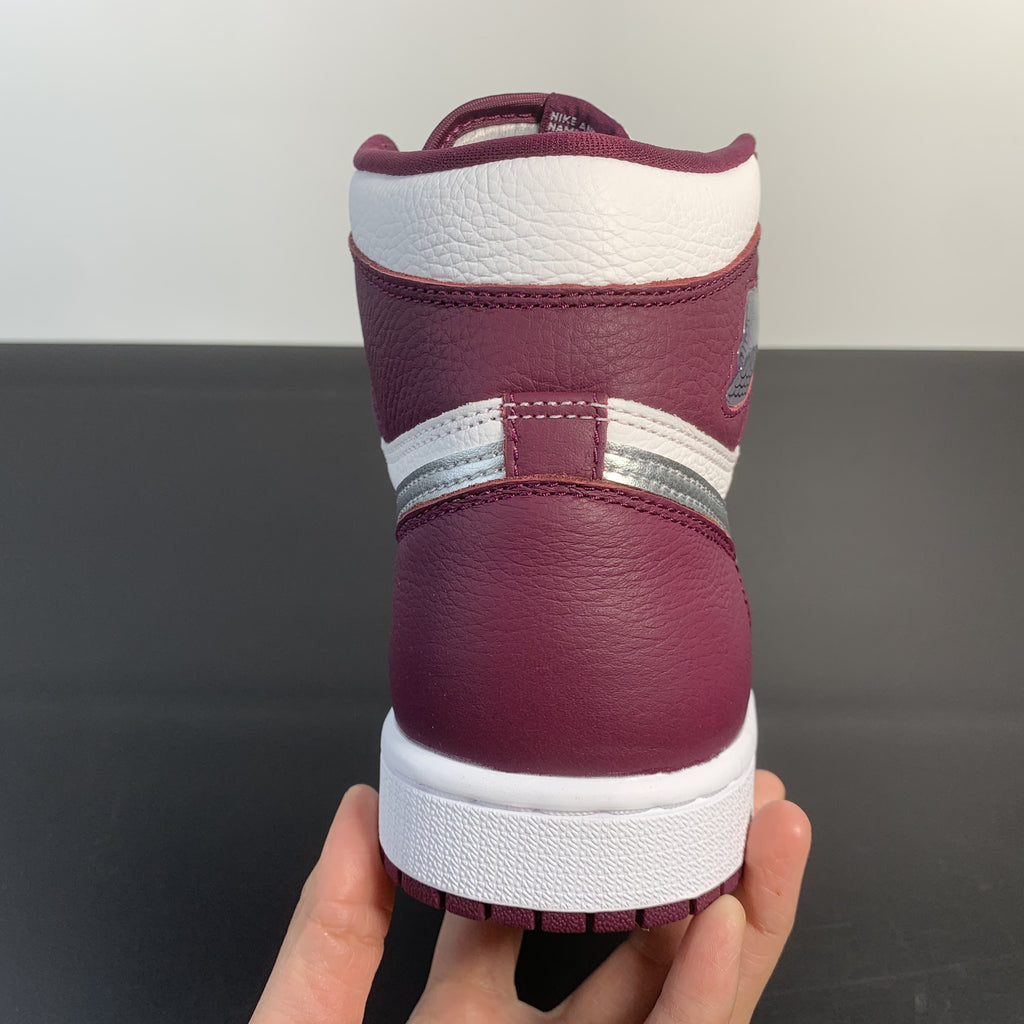 Air Jordan 1 Retro “Bordeaux”