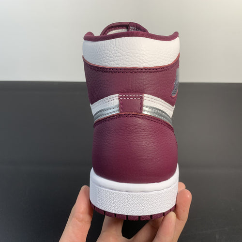 Air Jordan 1 Retro “Bordeaux”