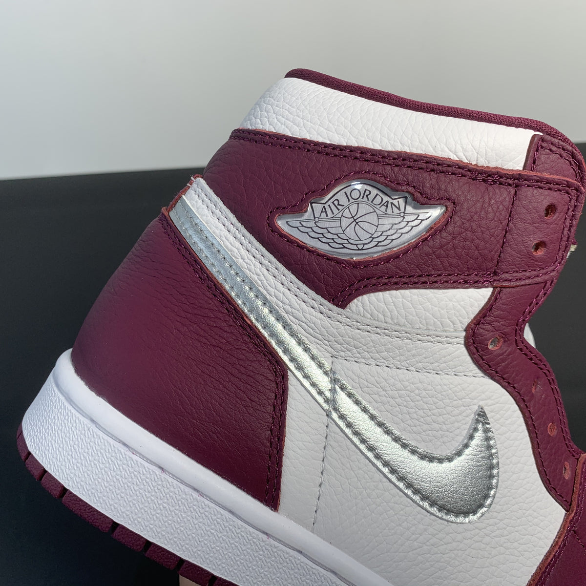 Air Jordan 1 Retro “Bordeaux”