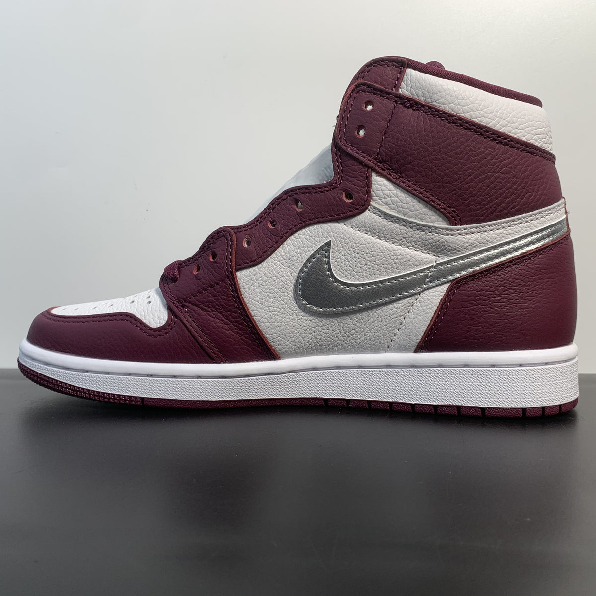 Air Jordan 1 Retro “Bordeaux”