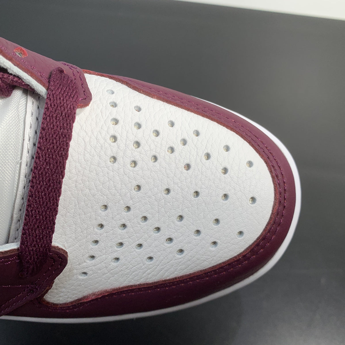 Air Jordan 1 Retro “Bordeaux”