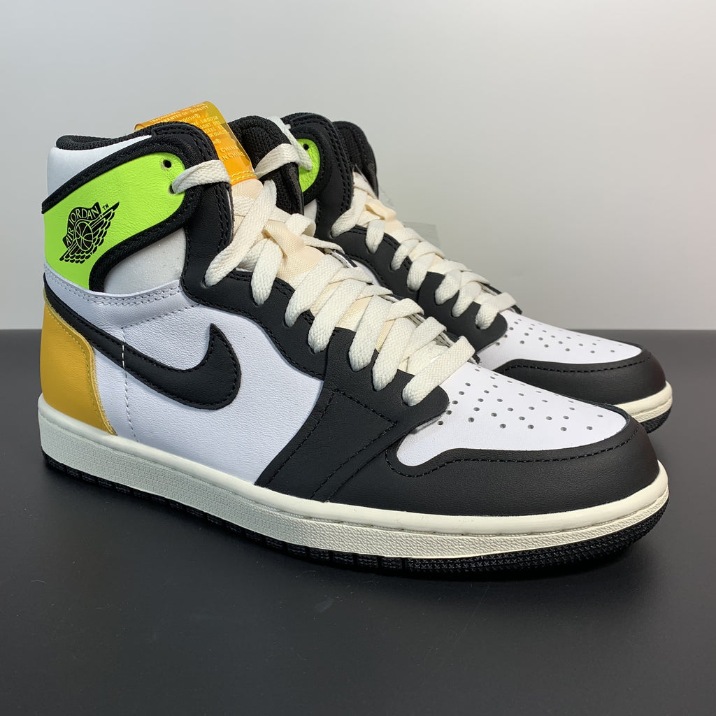 Air Jordan 1 Retro “Volt Gold”